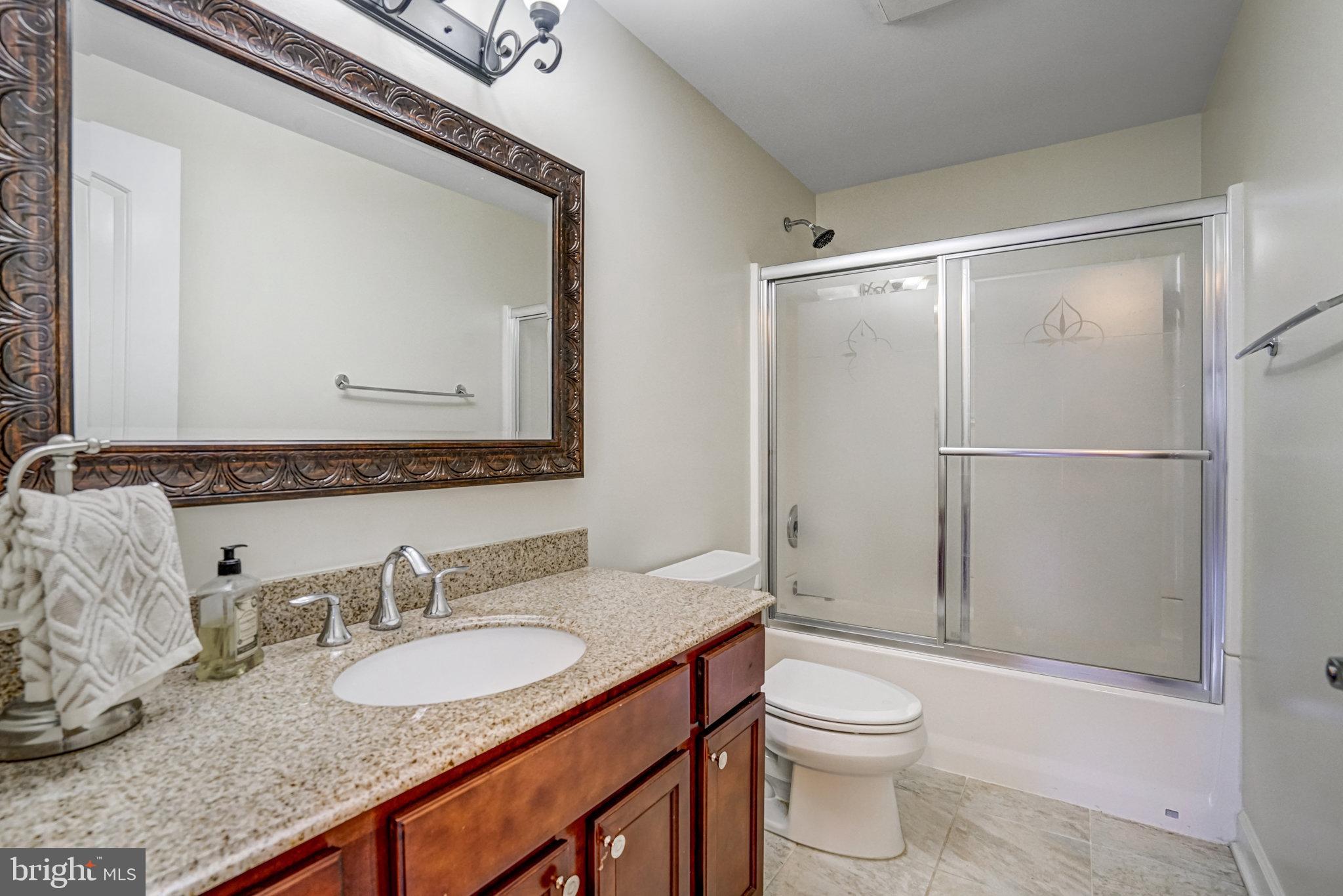 BURGUNDY FARM - Residential