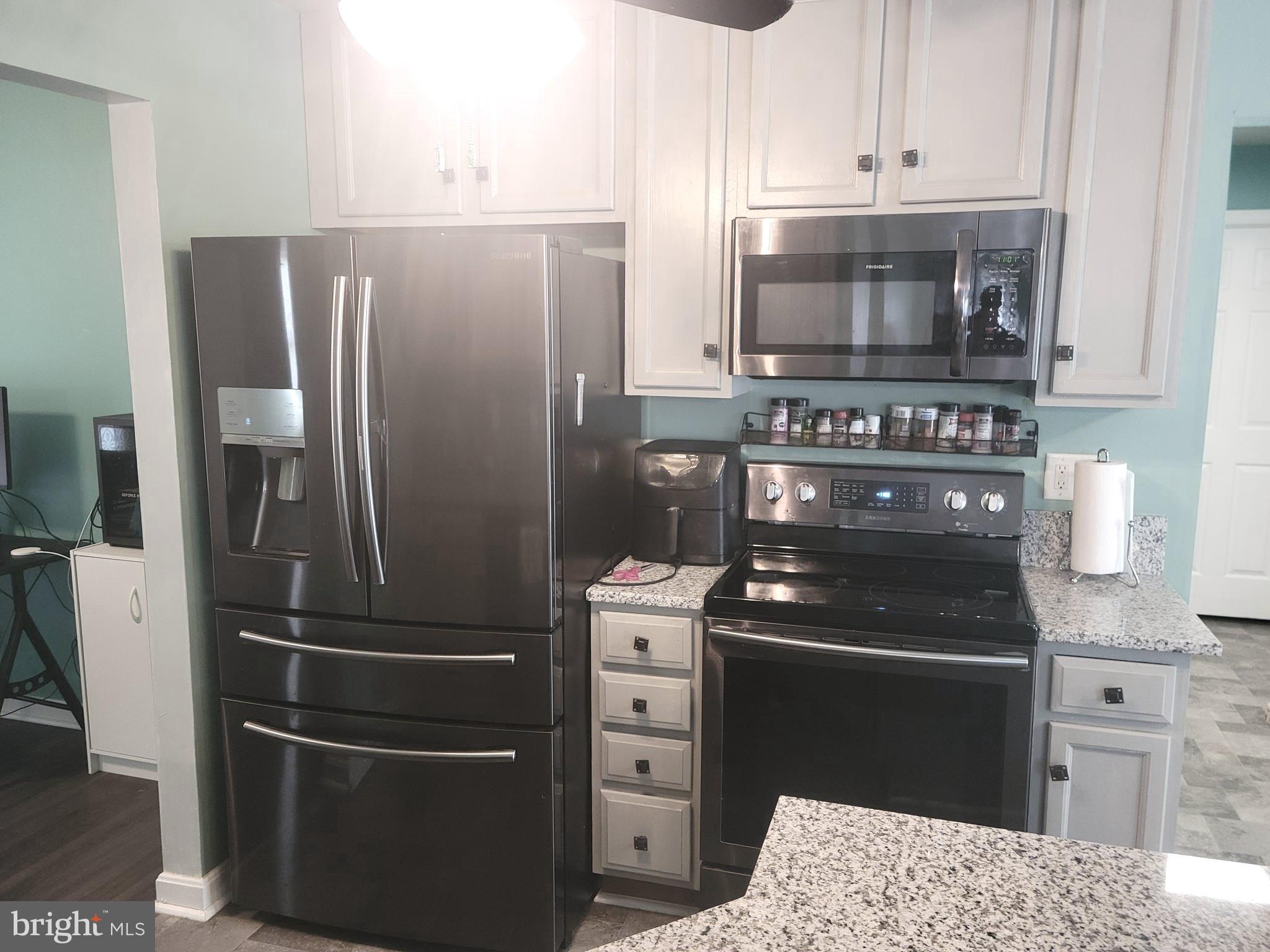 MILLS FARM - Residential