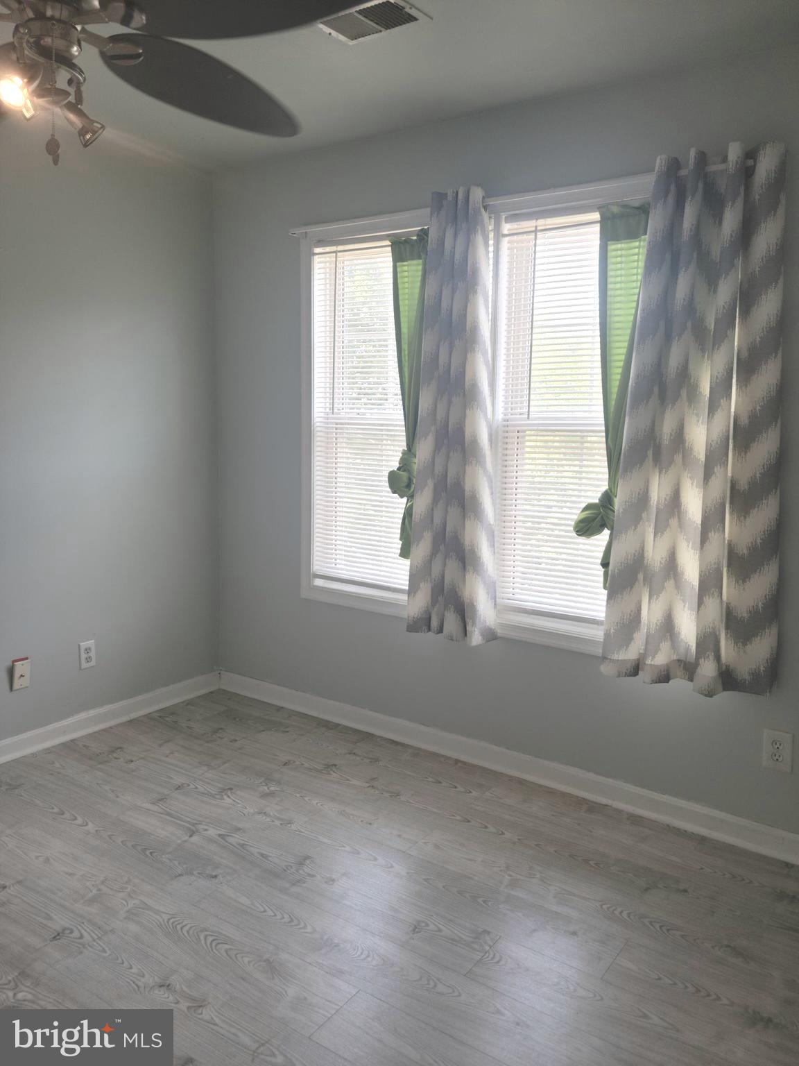 MILLS FARM - Residential