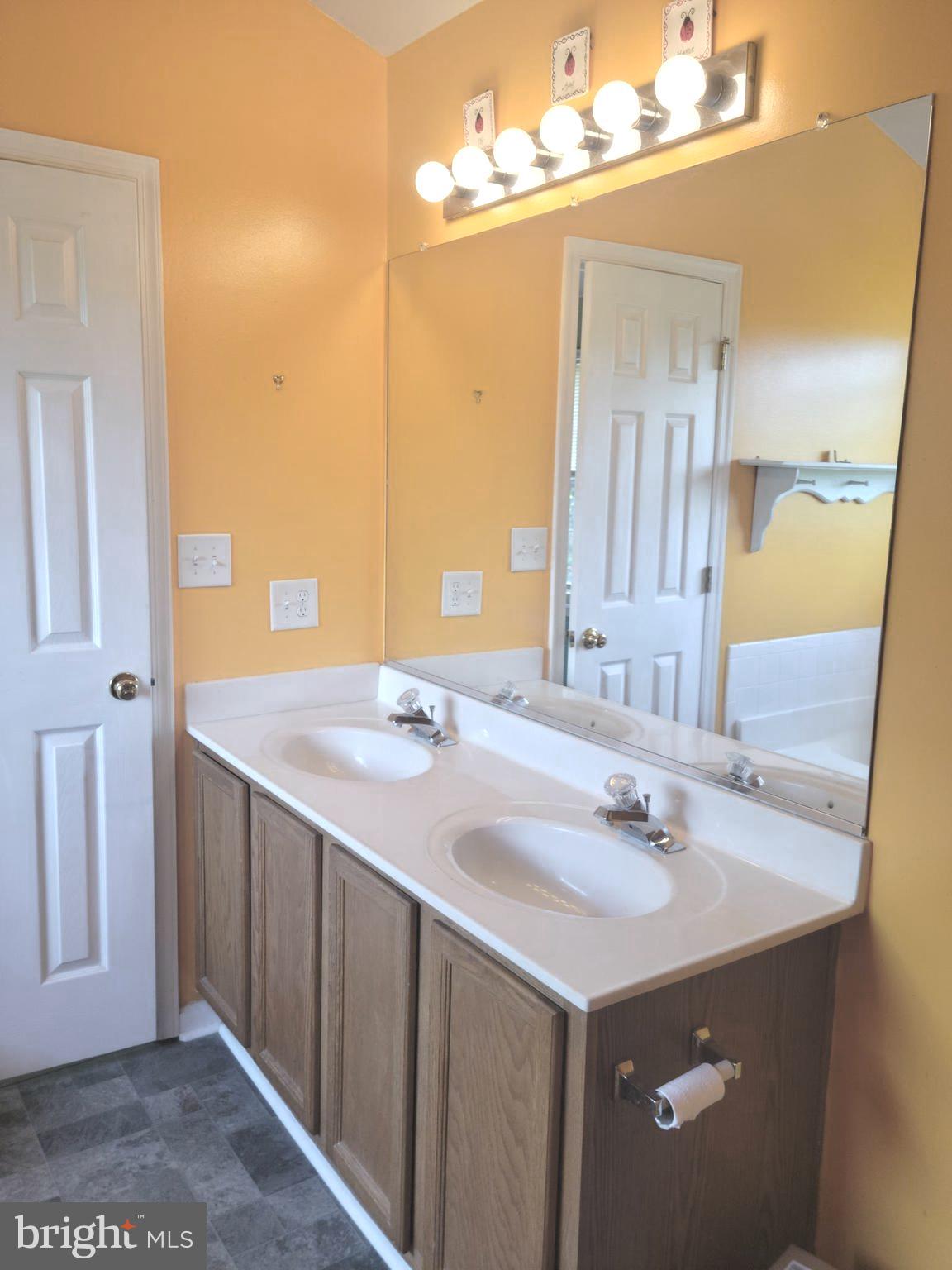 MILLS FARM - Residential