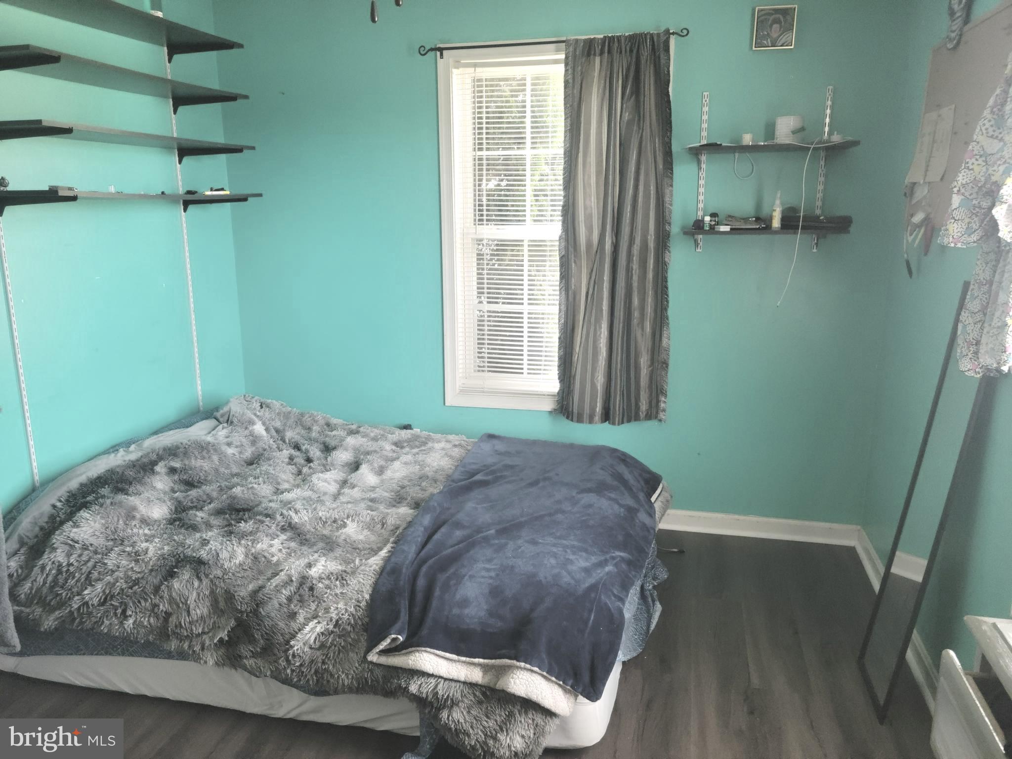 MILLS FARM - Residential