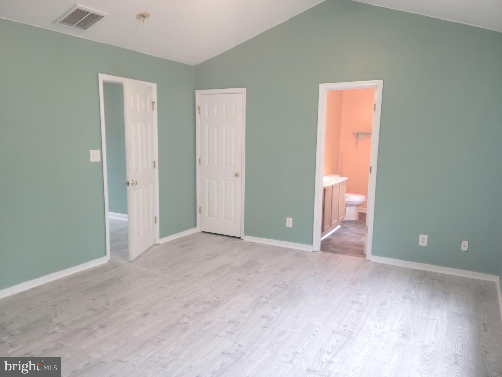 MILLS FARM - Residential