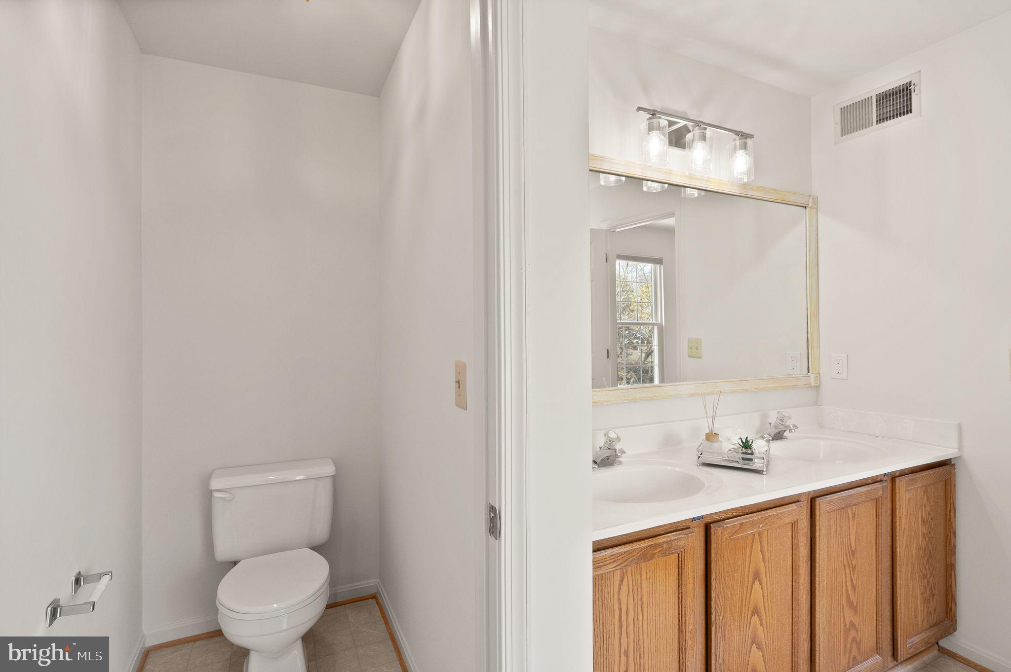 VIRGINIA CENTER - Residential