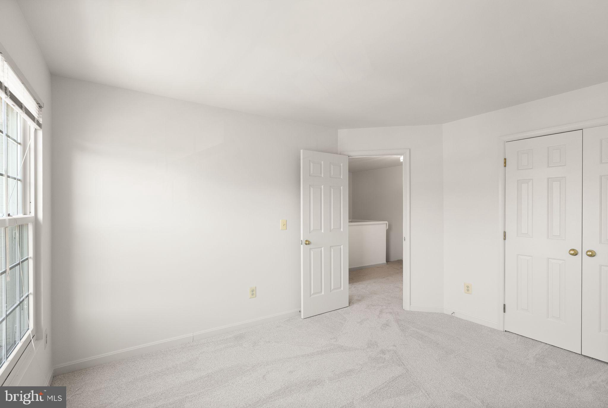 VIRGINIA CENTER - Residential