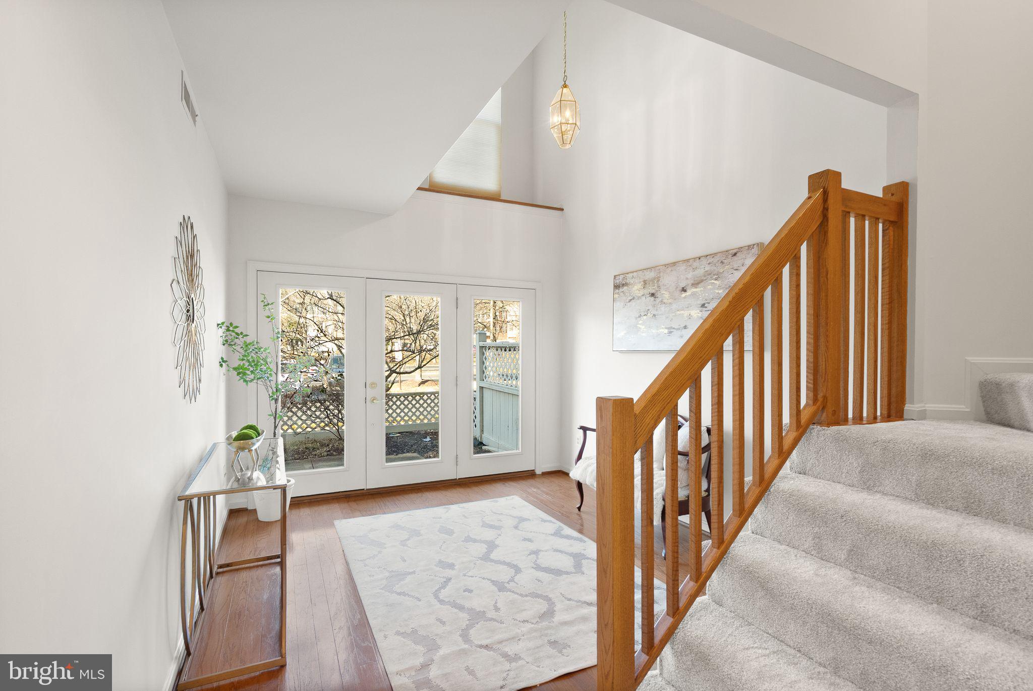 VIRGINIA CENTER - Residential