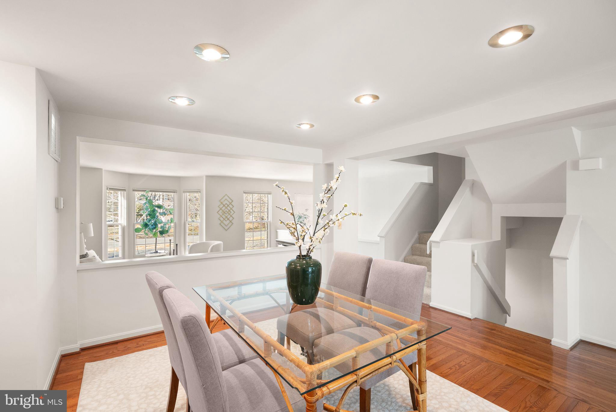 VIRGINIA CENTER - Residential