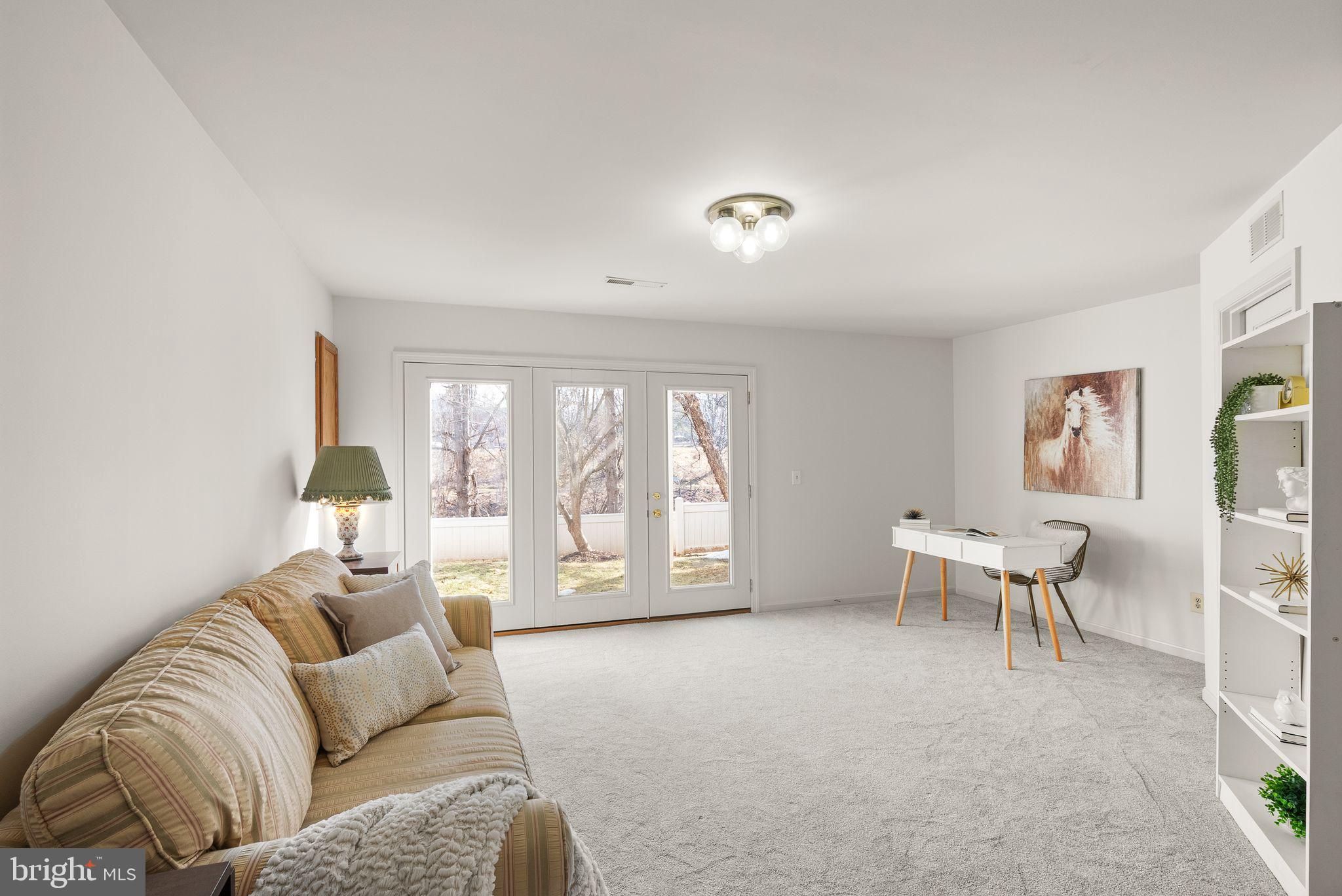 VIRGINIA CENTER - Residential