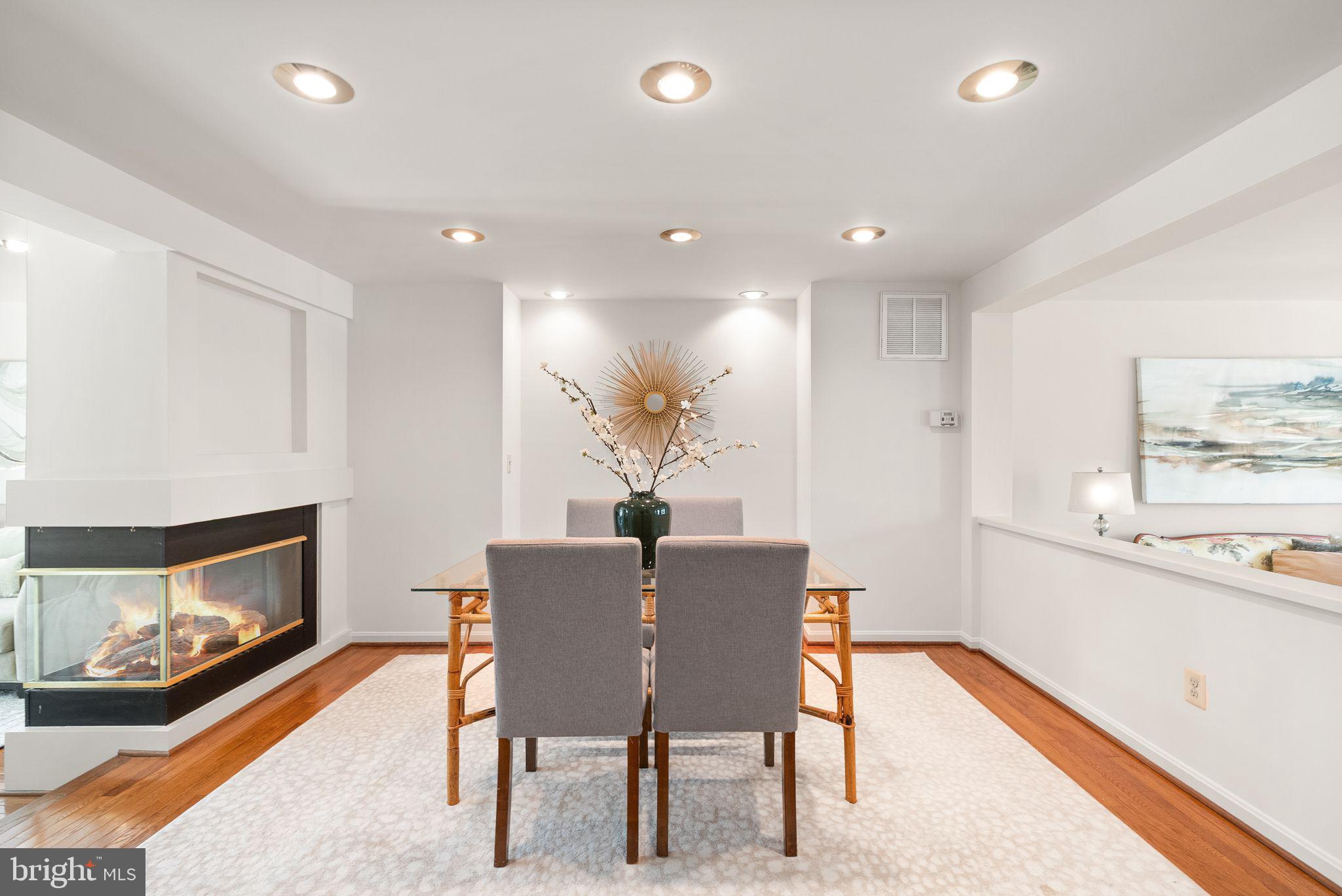 VIRGINIA CENTER - Residential