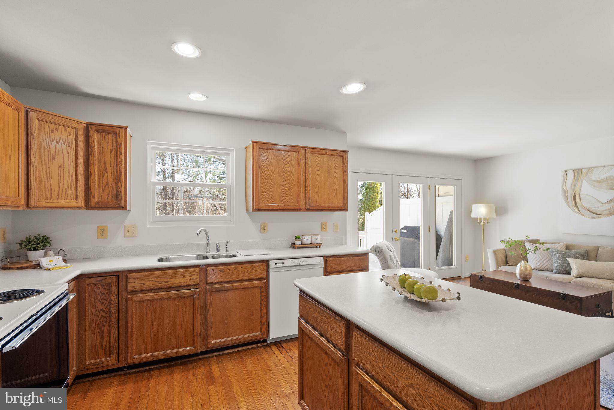 VIRGINIA CENTER - Residential