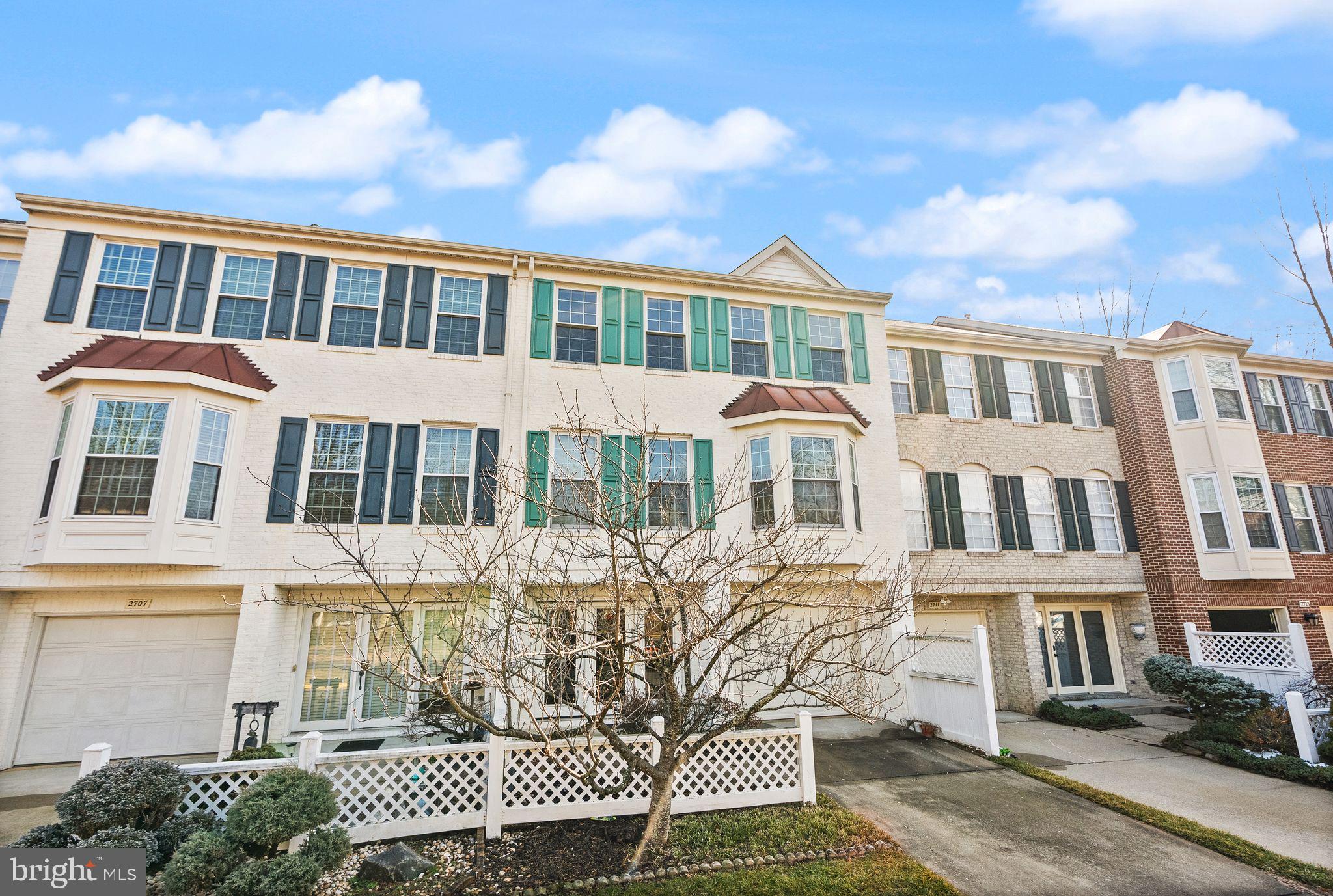 VIRGINIA CENTER - Residential