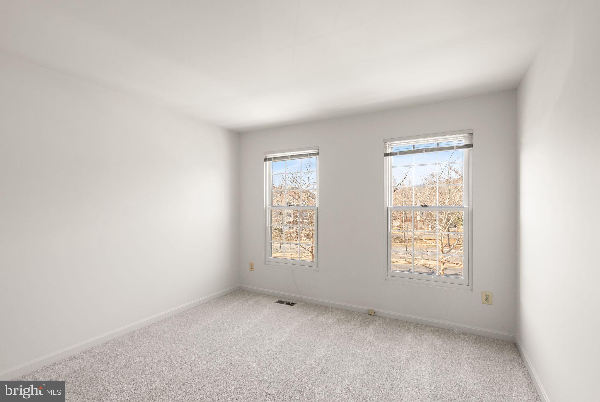 VIRGINIA CENTER - Residential