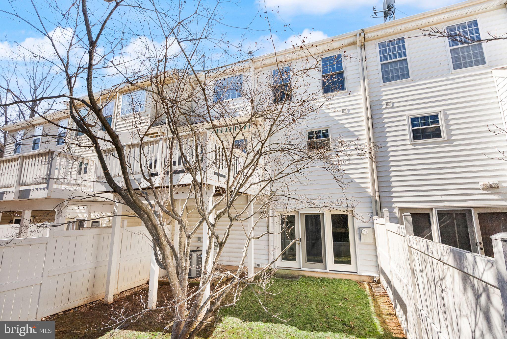 VIRGINIA CENTER - Residential