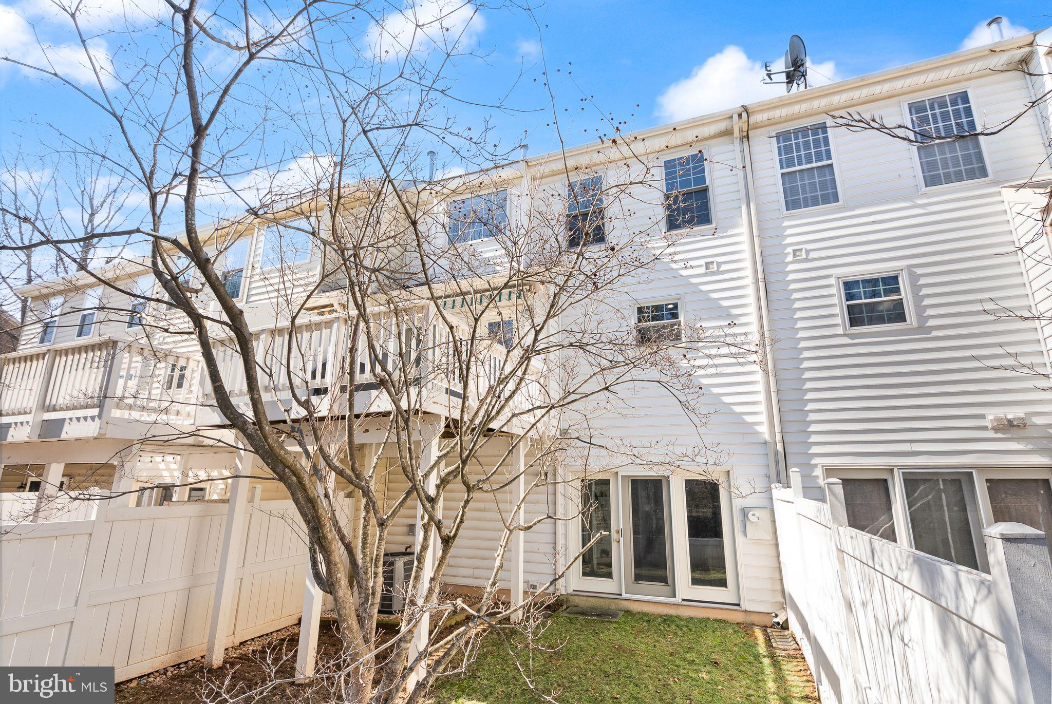 VIRGINIA CENTER - Residential