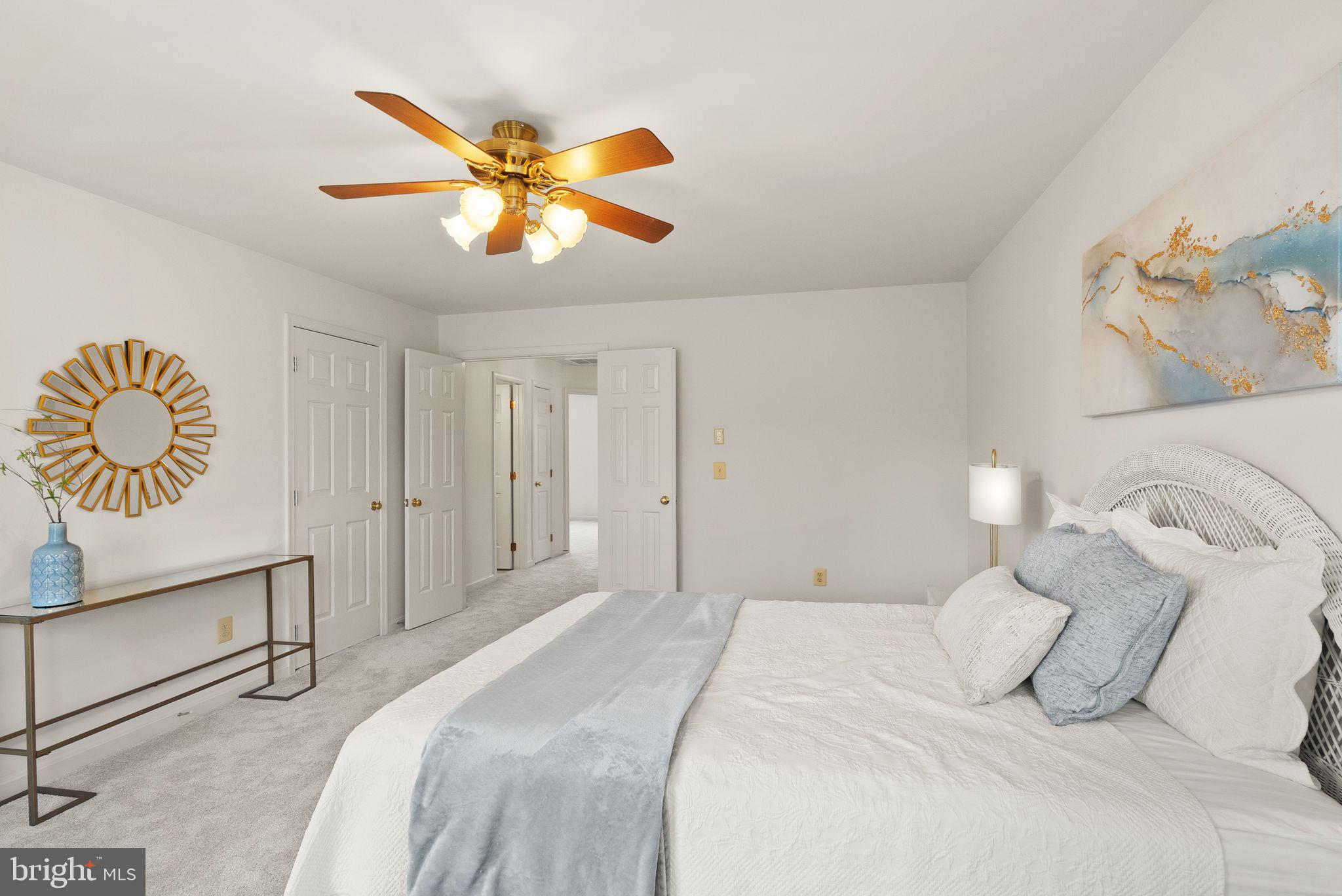 VIRGINIA CENTER - Residential