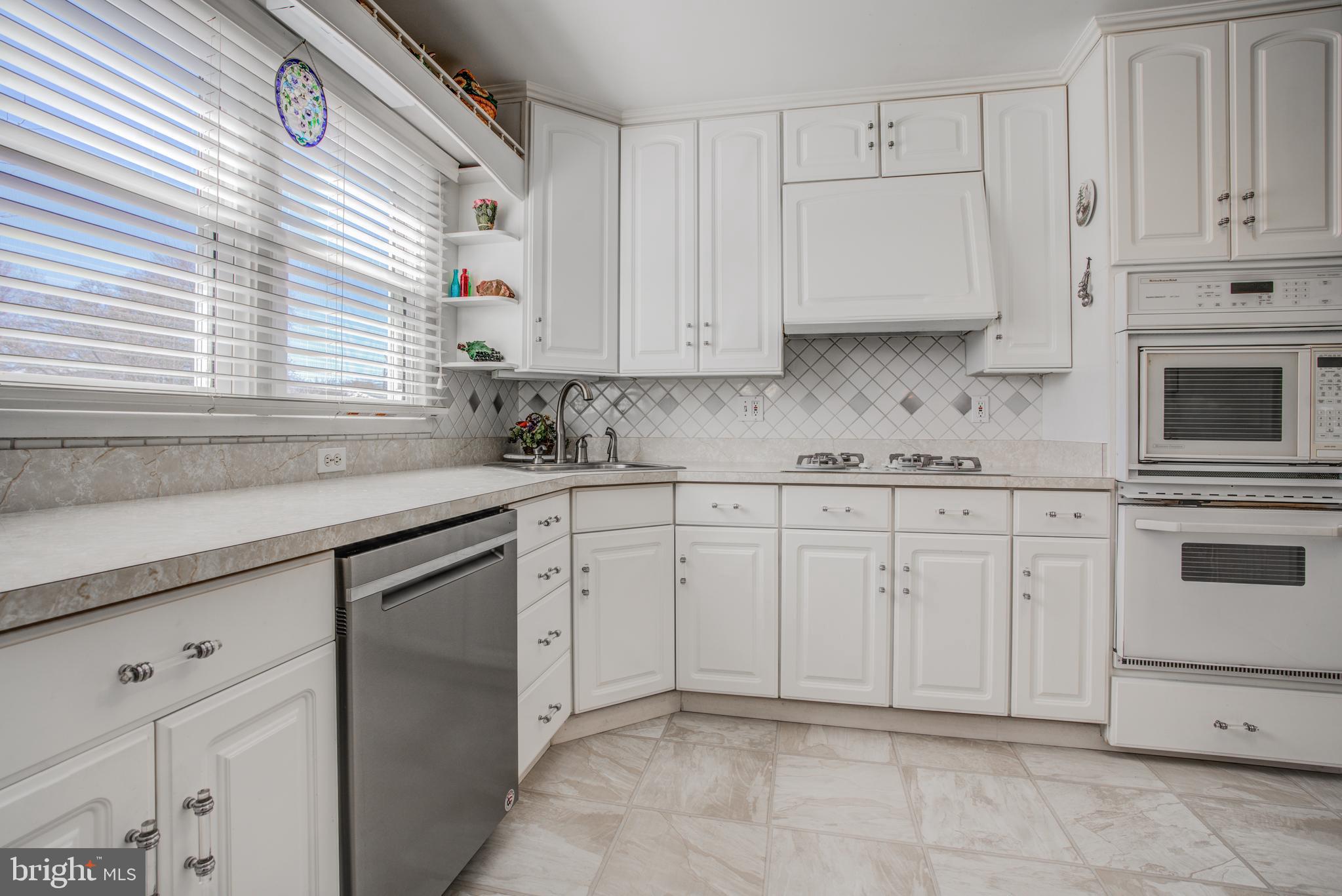 PARKVILLE - Residential