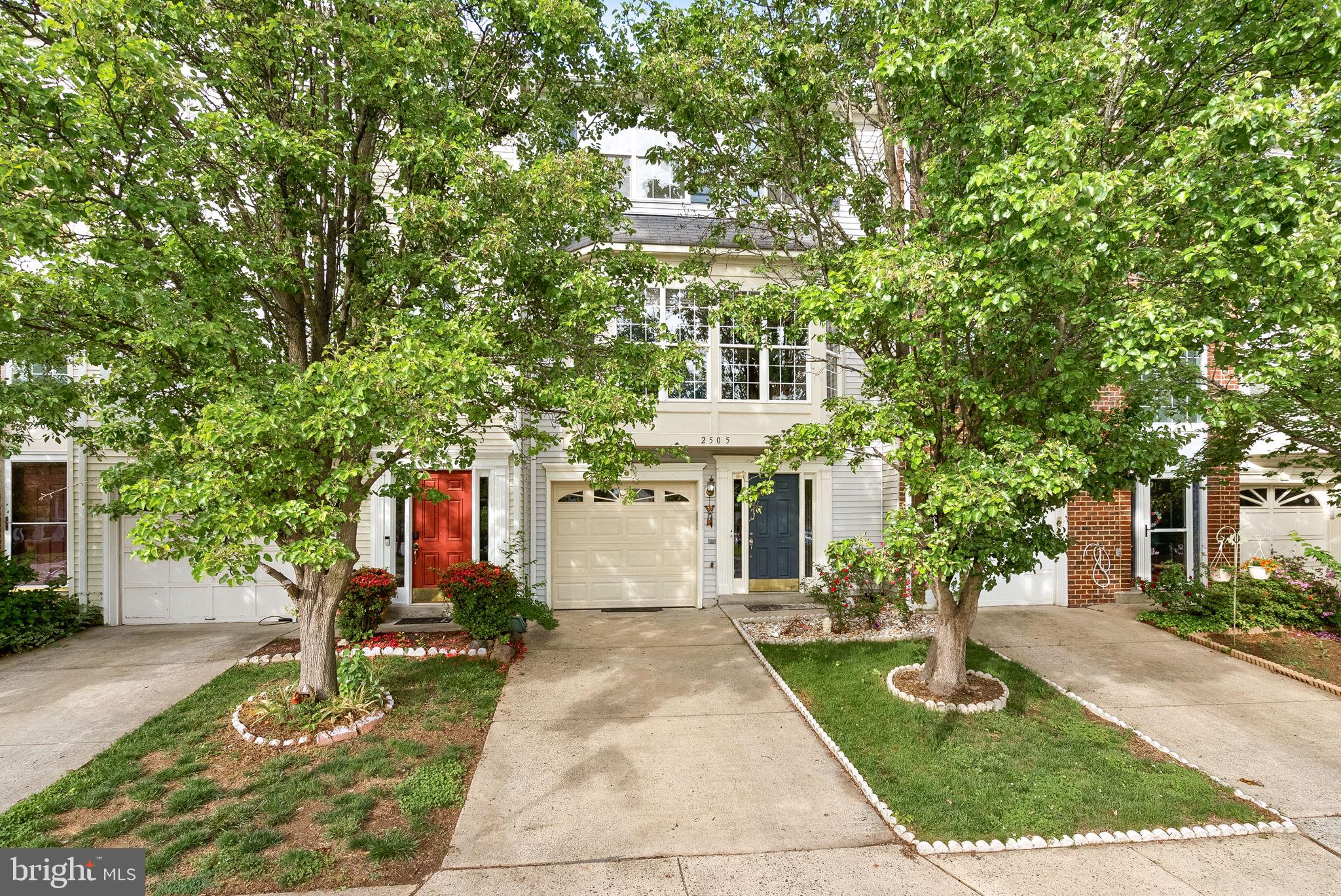 2505 WHEAT MEADOW COURT