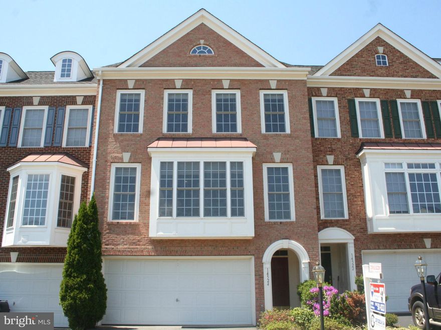 Highly Coveted Exec.TH in desirable Piedmont!  3BR*2Full*2Half Bath*Beazer built*2-Car Garage*Open Floor Plan*Brand New Hardwood Floors*New Paint*Basement Surround*Pre-Wired Smart Home*Golf and Mountain Views from Newly stained/painted deck*Extra large Eat-In kitchen w/large island and sitting room*Formal Dining Room*Stone Gas Fireplace on Lower Level*Large Master w/custom WIC*WILL NOT LAST!