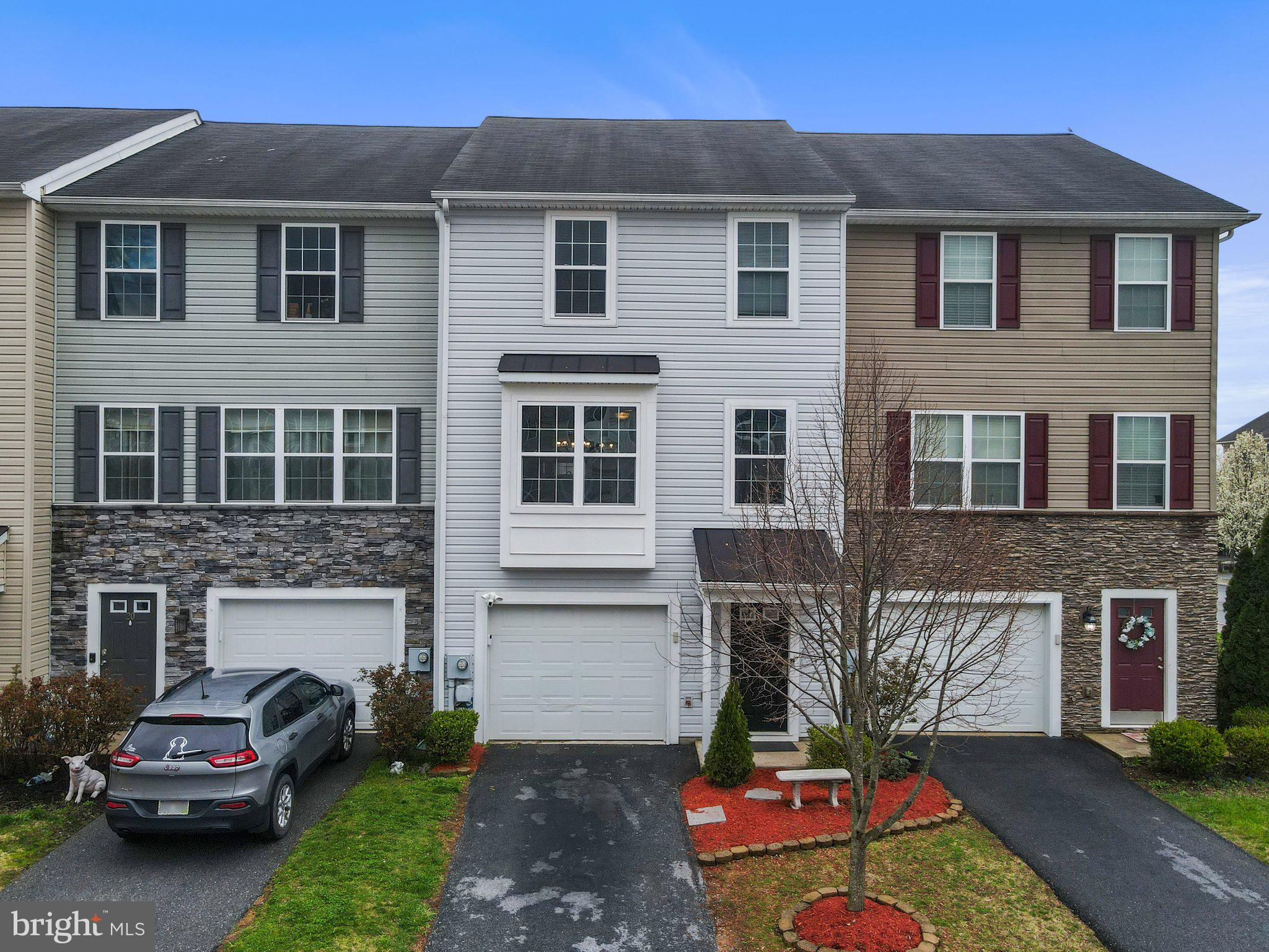 HAMMONDS MILL - Residential