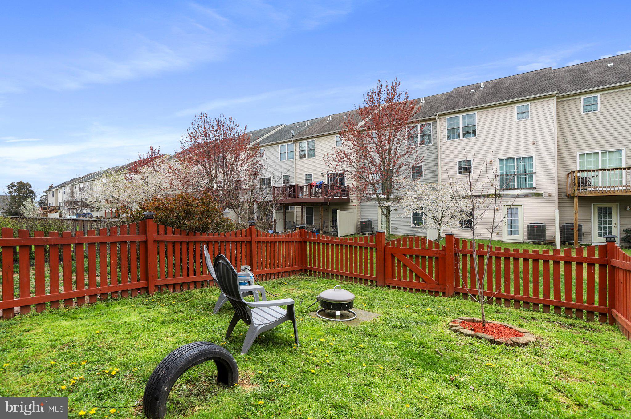 HAMMONDS MILL - Residential