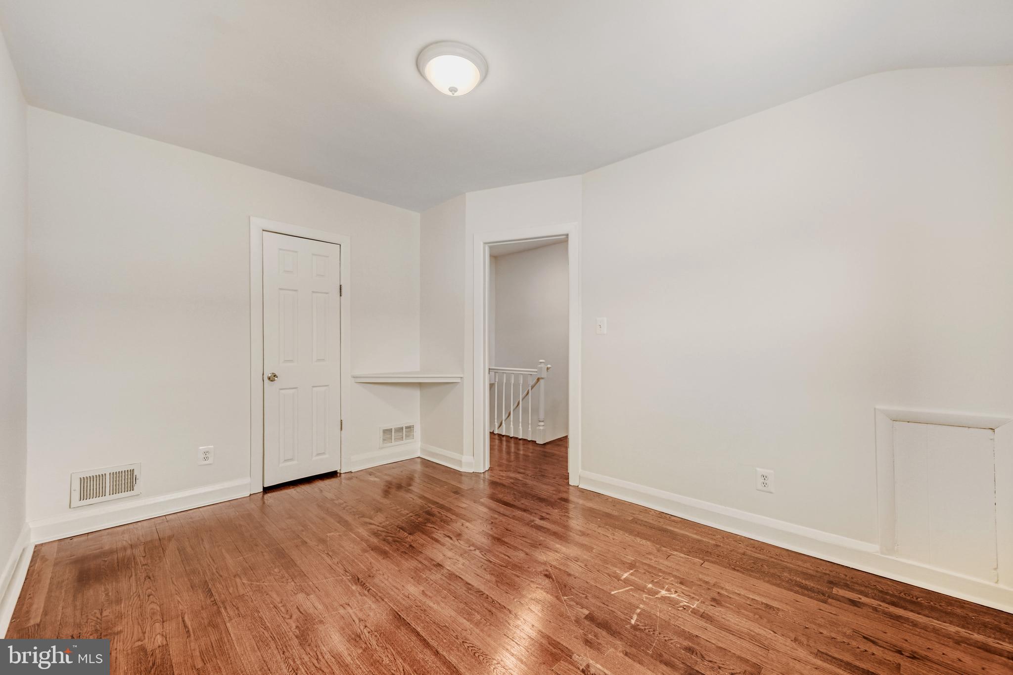 MIDDLESEX - Residential