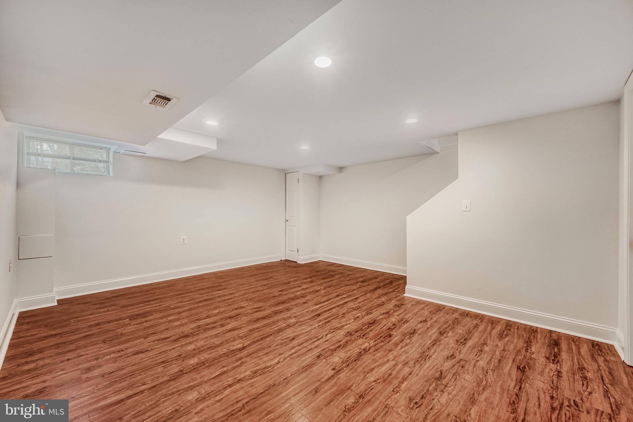 MIDDLESEX - Residential