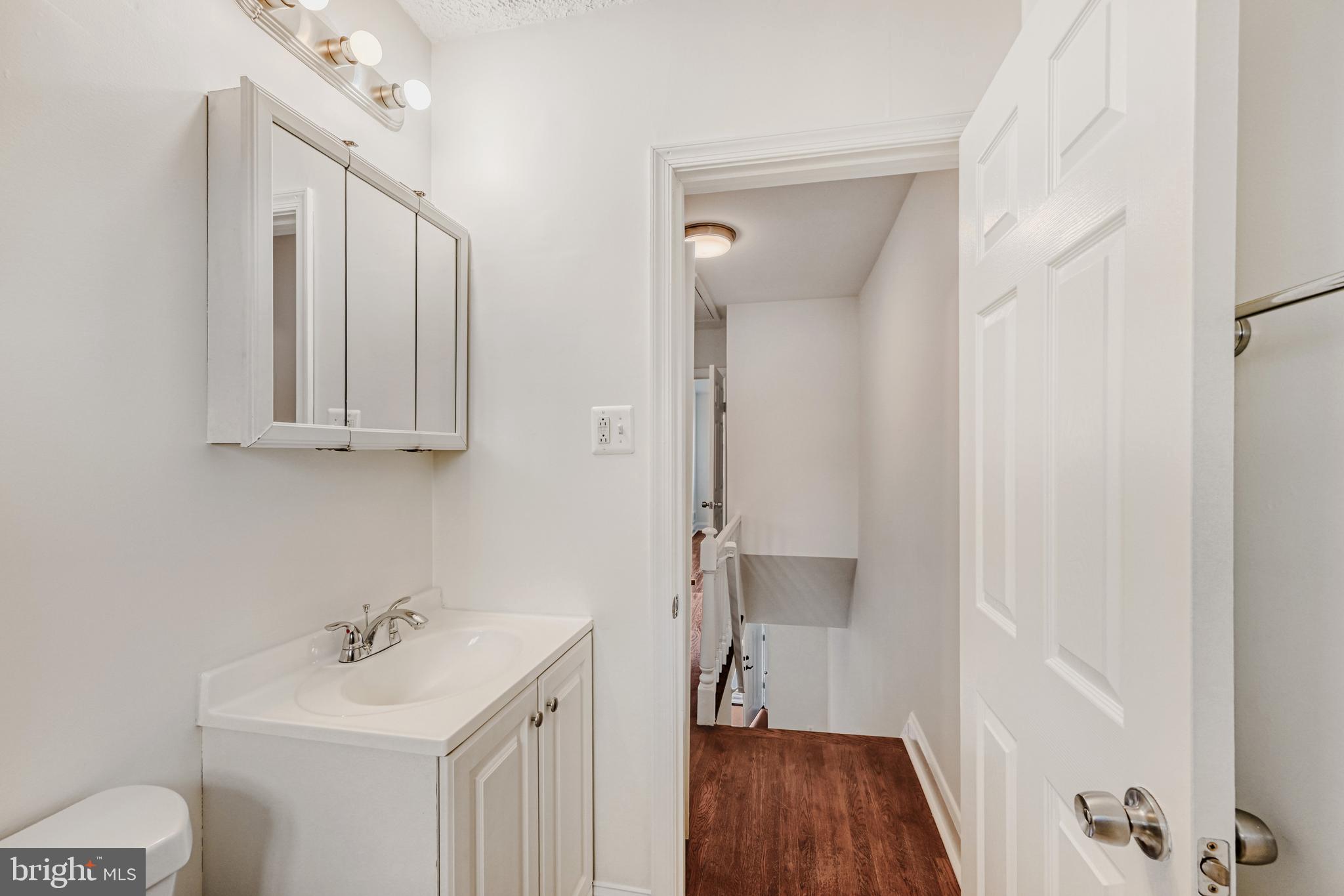 MIDDLESEX - Residential