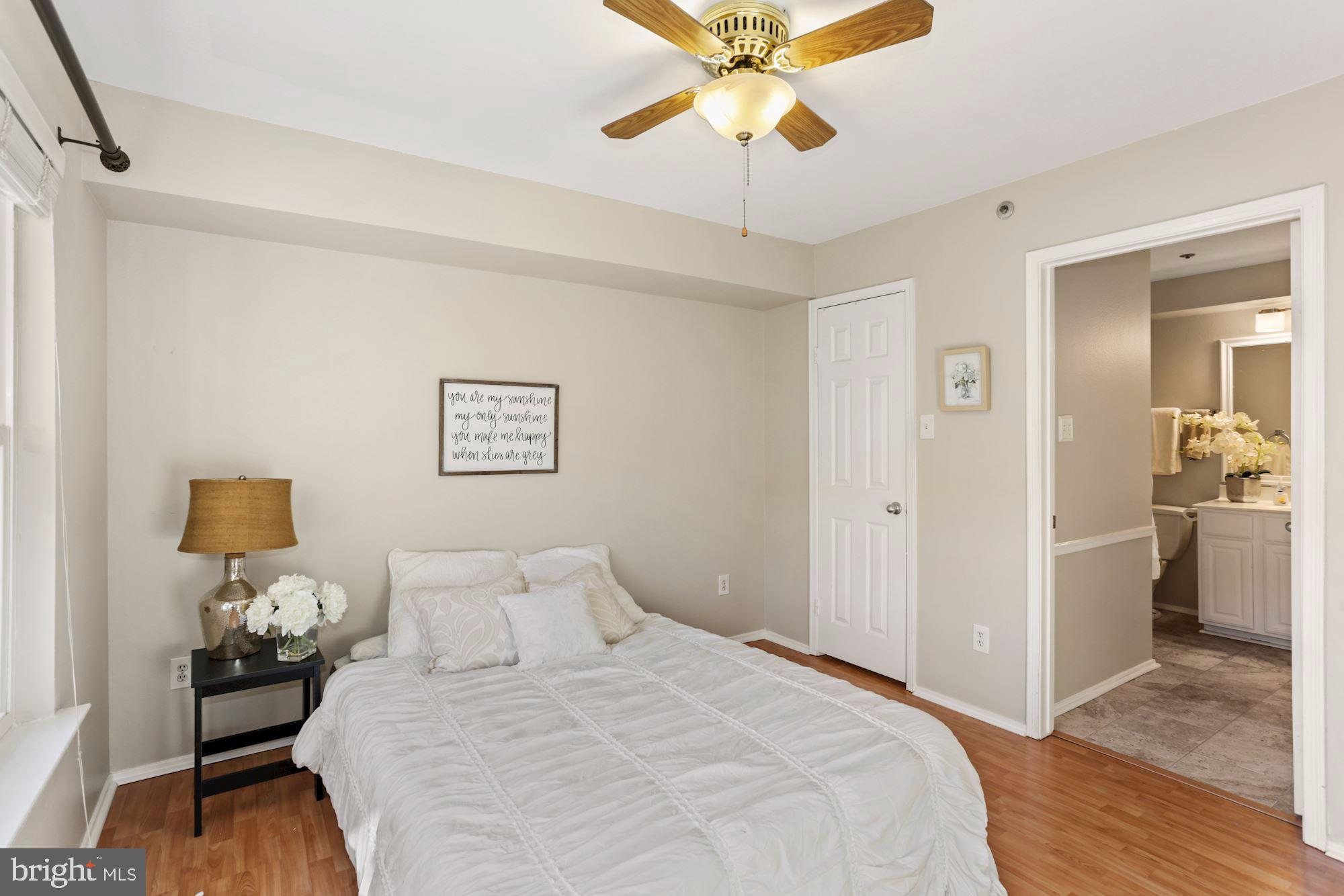 POINTE AT PARK CENTER - Residential