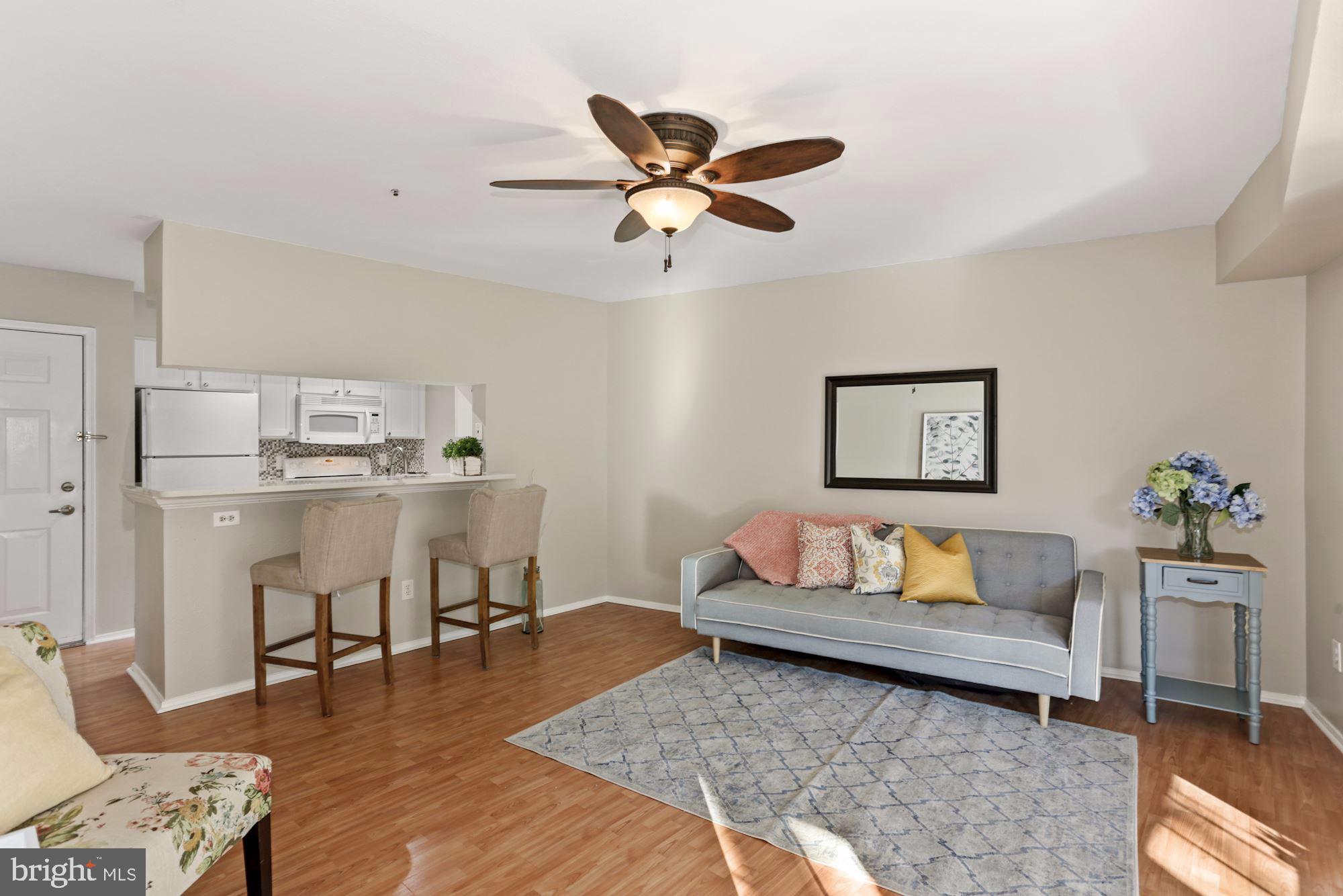 POINTE AT PARK CENTER - Residential