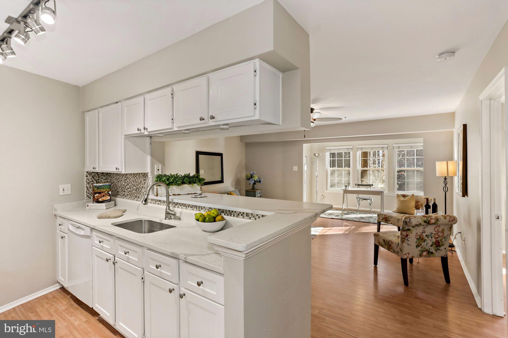 POINTE AT PARK CENTER - Residential