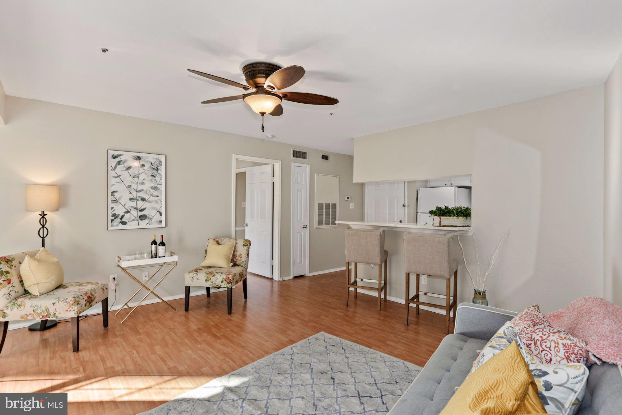 POINTE AT PARK CENTER - Residential