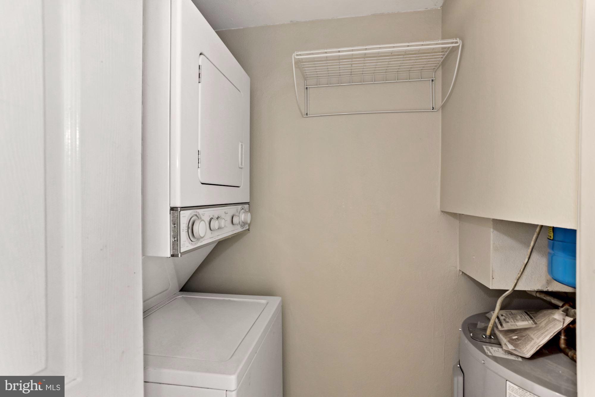 POINTE AT PARK CENTER - Residential