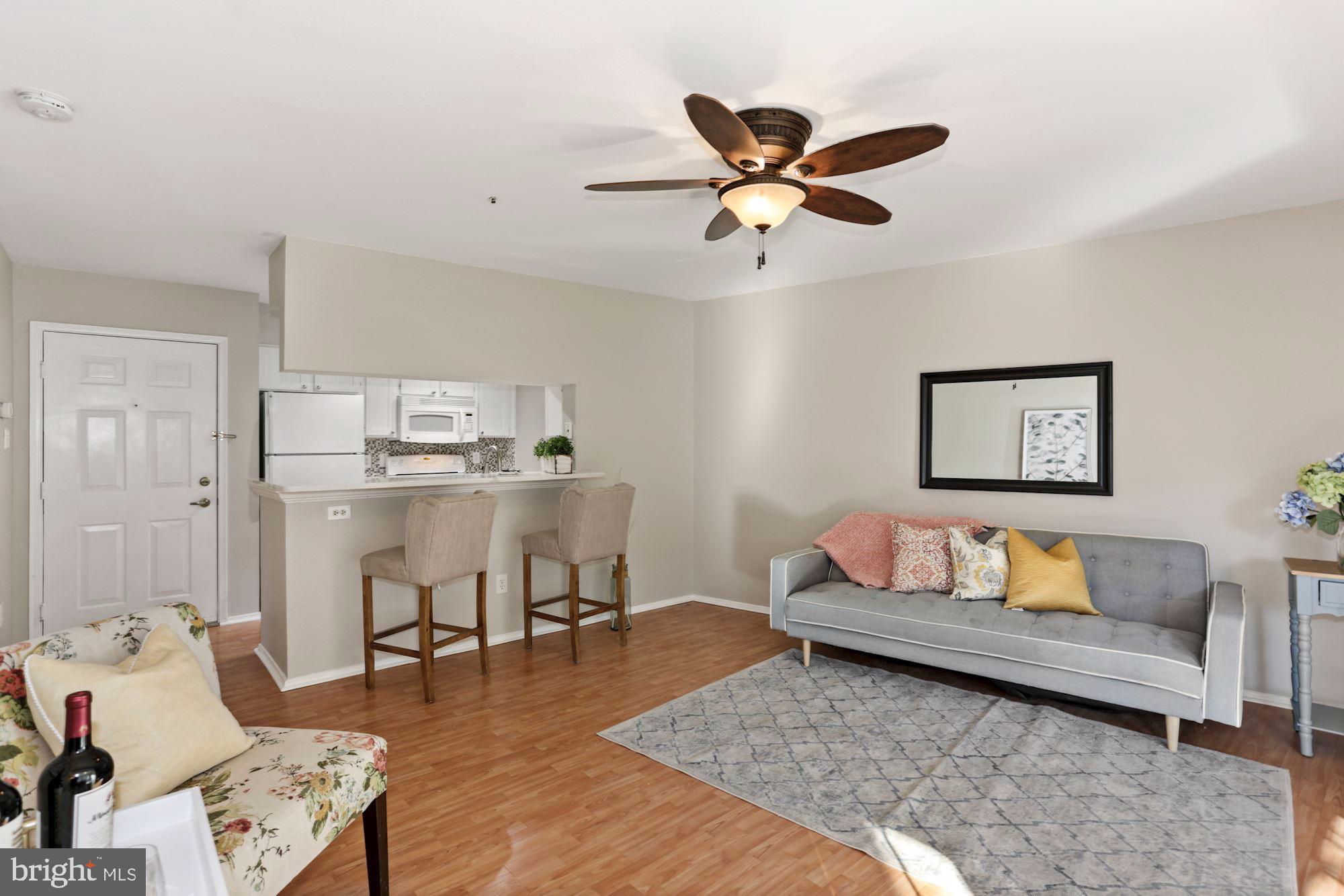 POINTE AT PARK CENTER - Residential