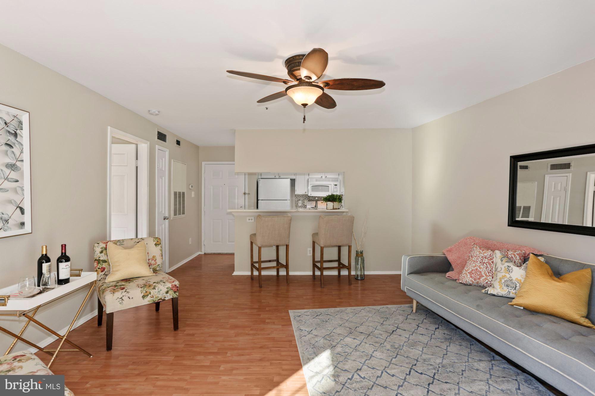 POINTE AT PARK CENTER - Residential