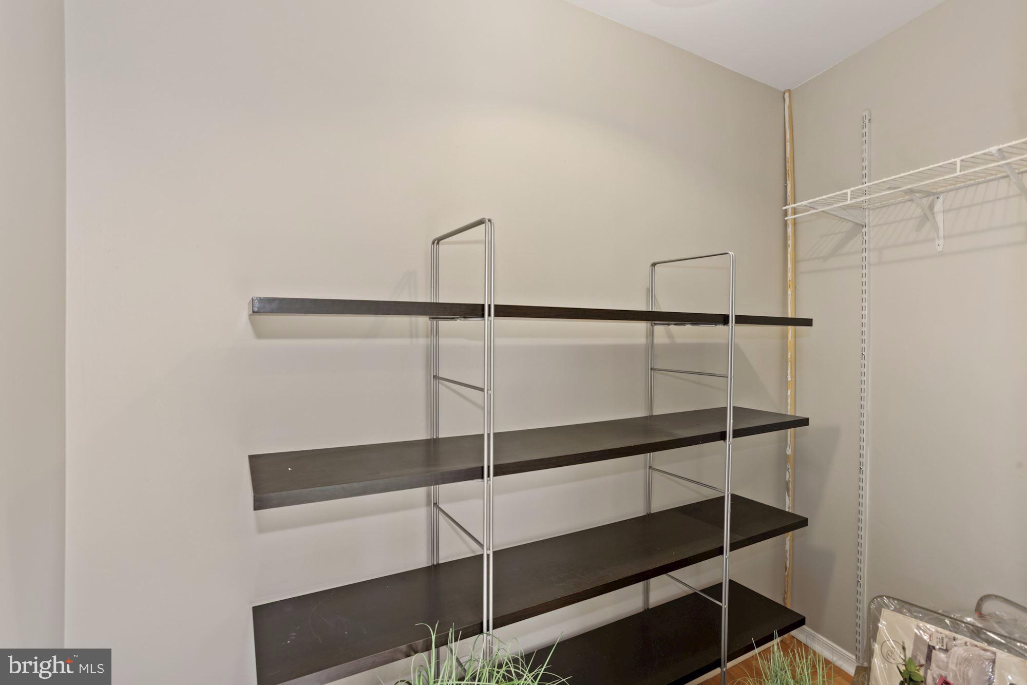 POINTE AT PARK CENTER - Residential