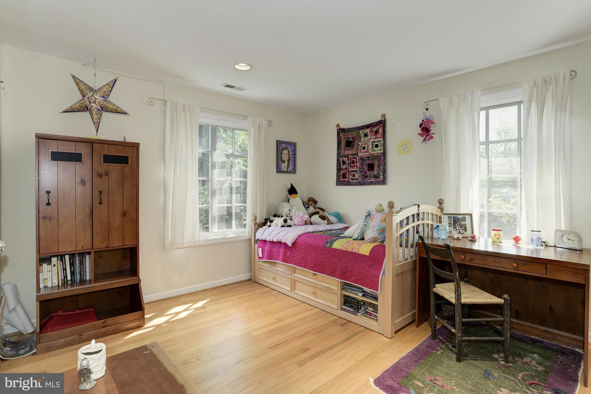 CHEVY CHASE - Residential