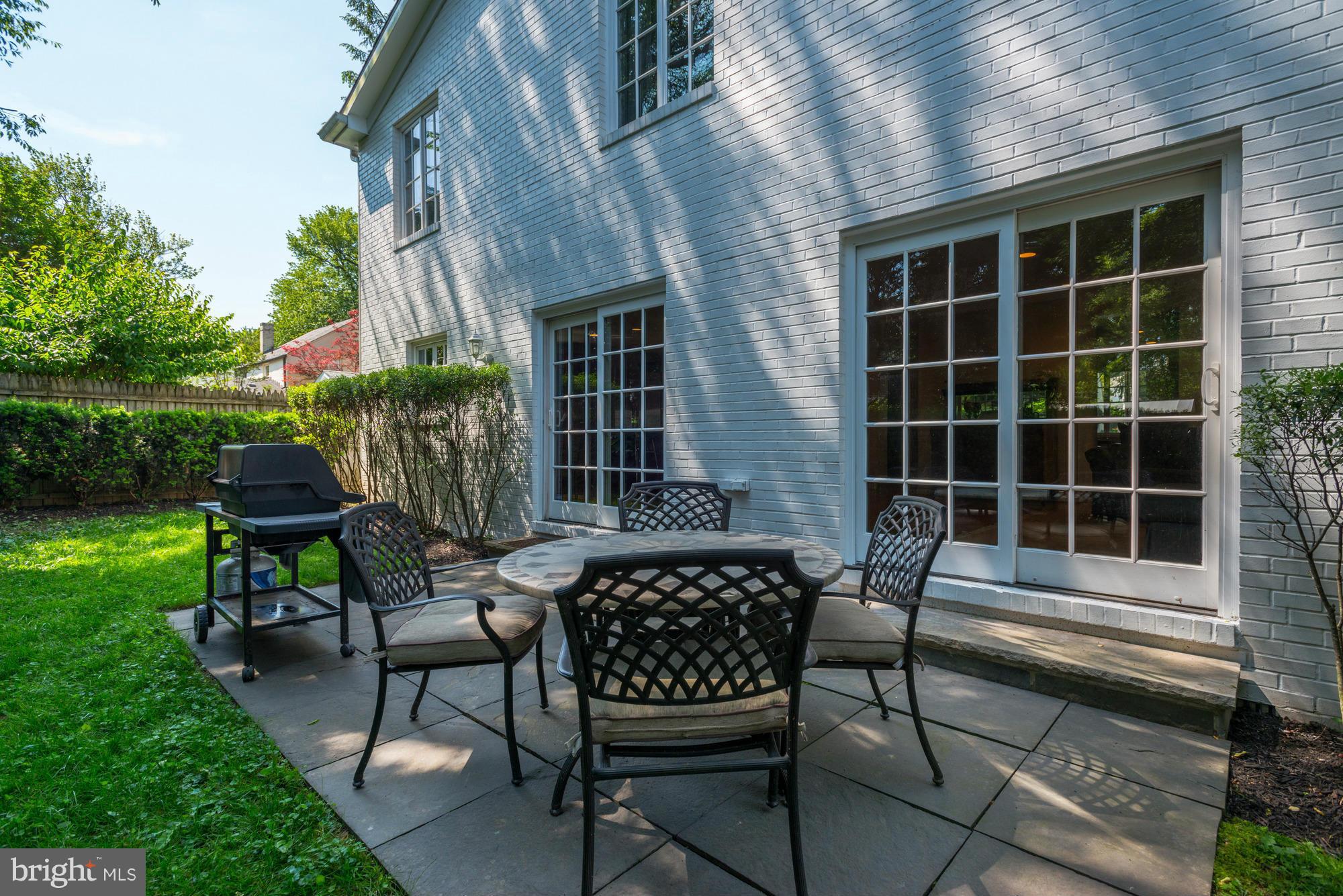 CHEVY CHASE - Residential