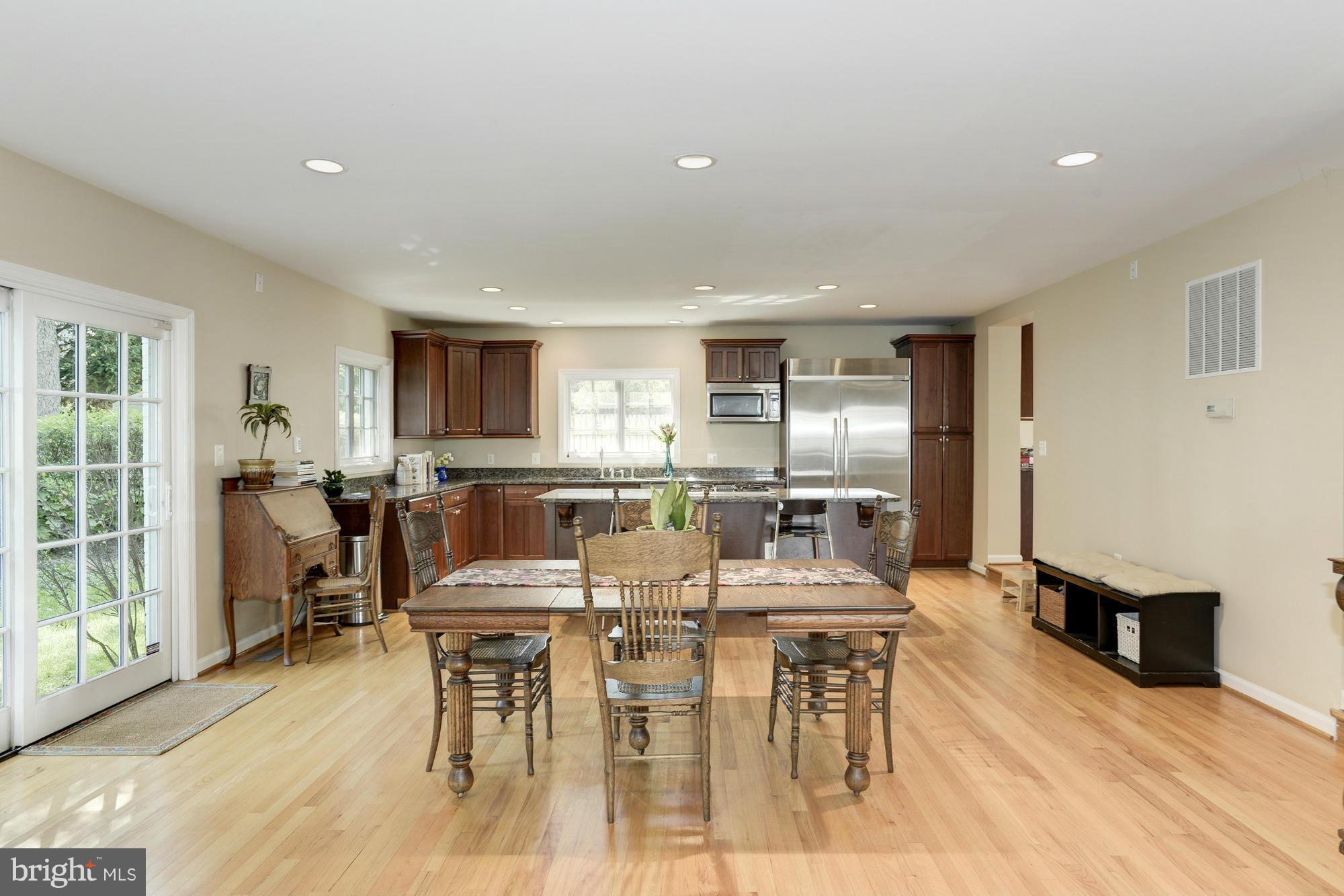 CHEVY CHASE - Residential