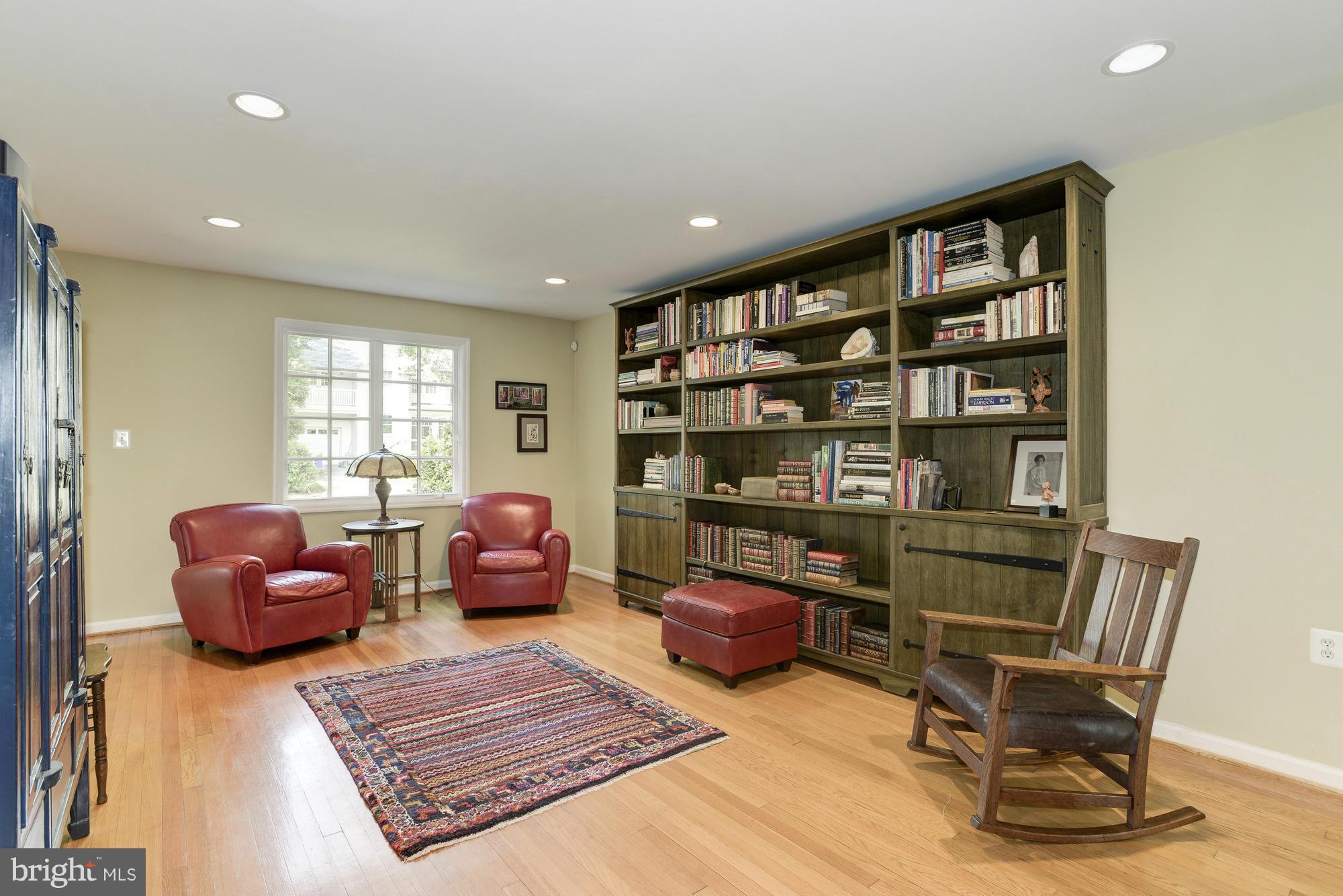 CHEVY CHASE - Residential