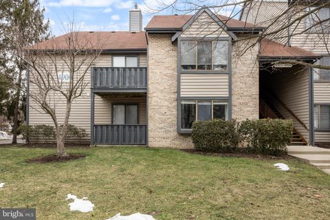 Condo For Sale - 4904 Dunbarton Road<br/> MOUNT LAUREL, NJ 08054