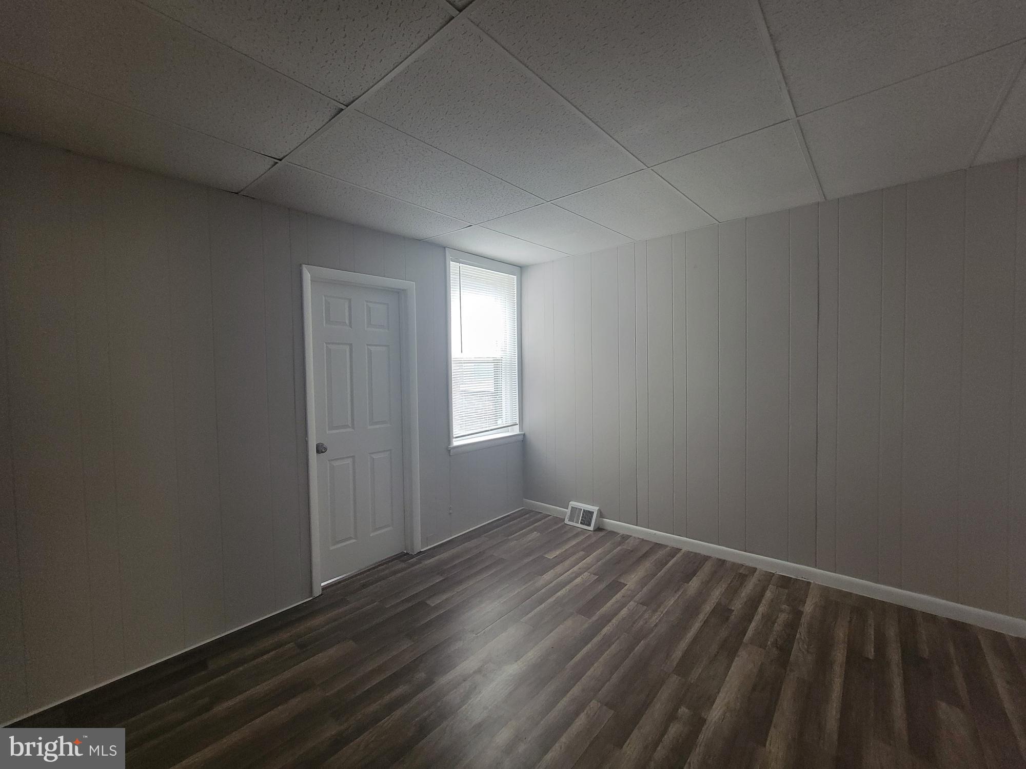 OLNEY - Residential Lease