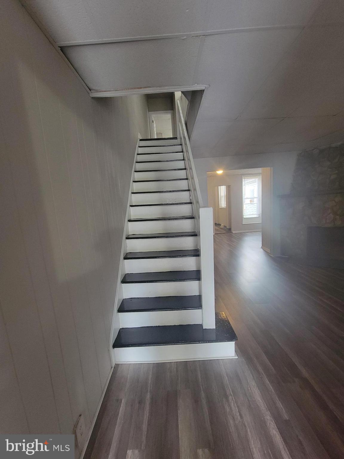 OLNEY - Residential Lease