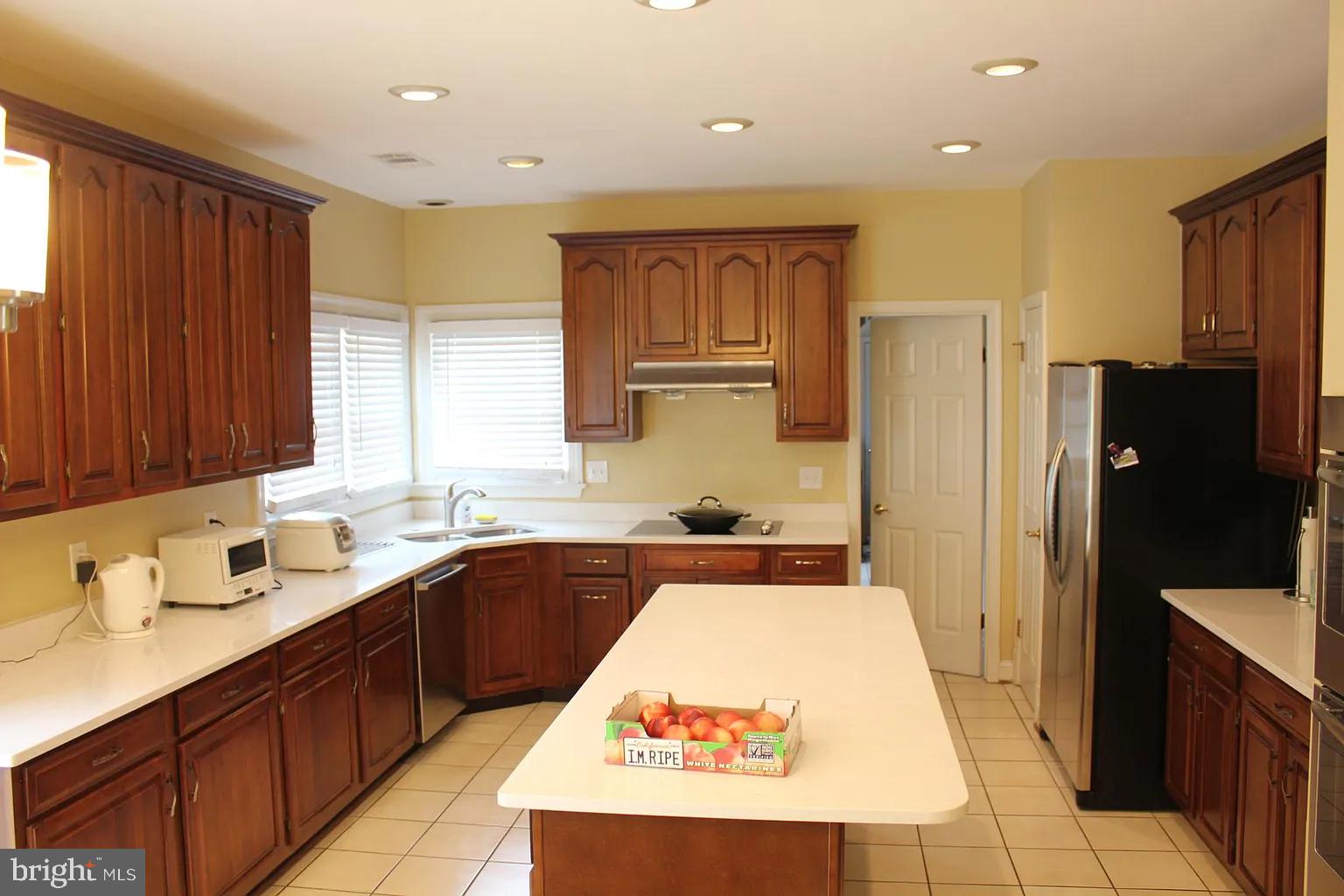 MIDDLETON TWO - Residential Lease