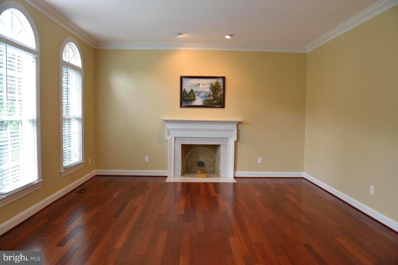 MIDDLETON TWO - Residential Lease