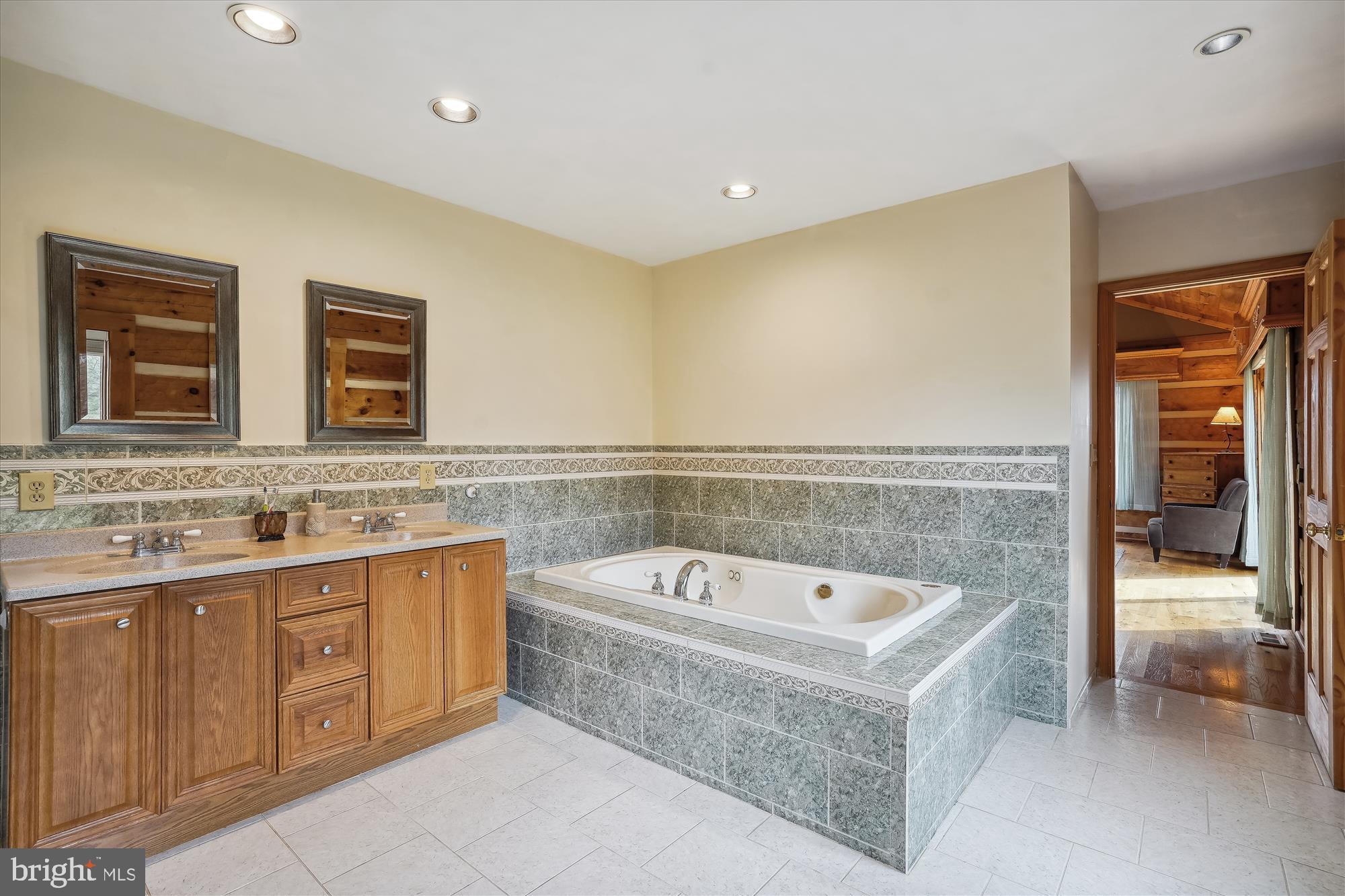 FRAZER HL FARMETTE - Residential