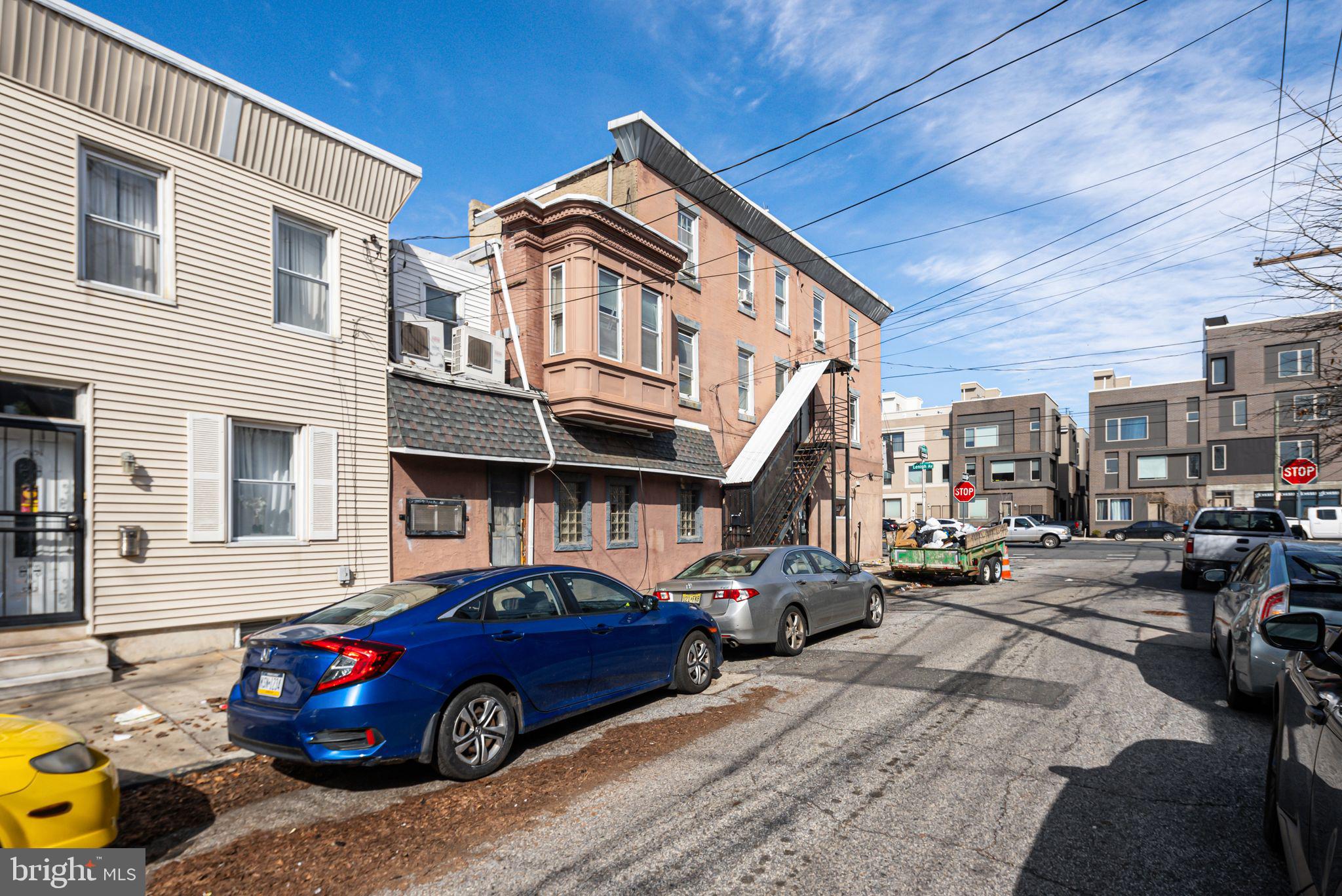 2124 E LEHIGH AVENUE