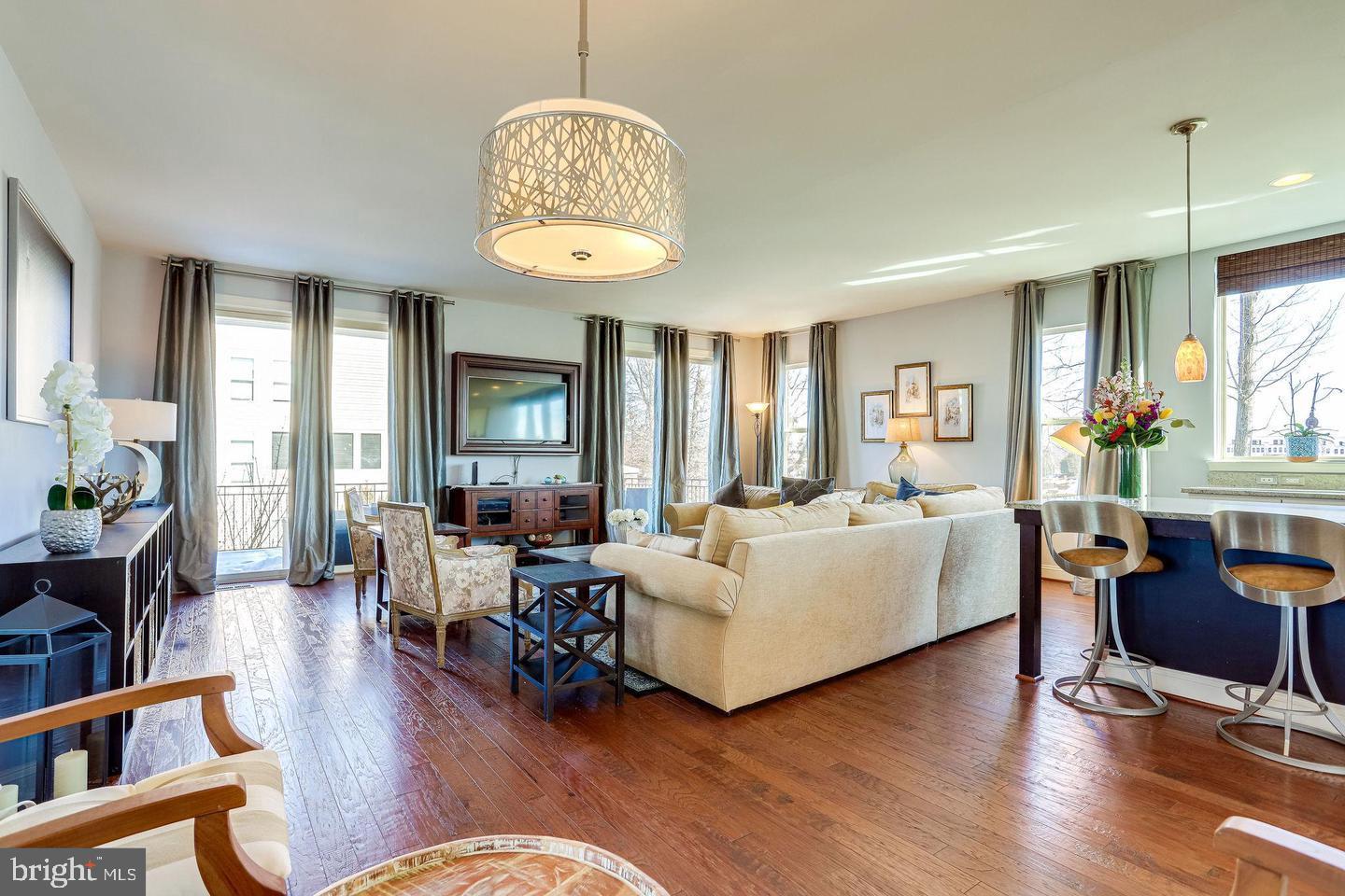 BRAMBLETON TOWN CENTER - Residential