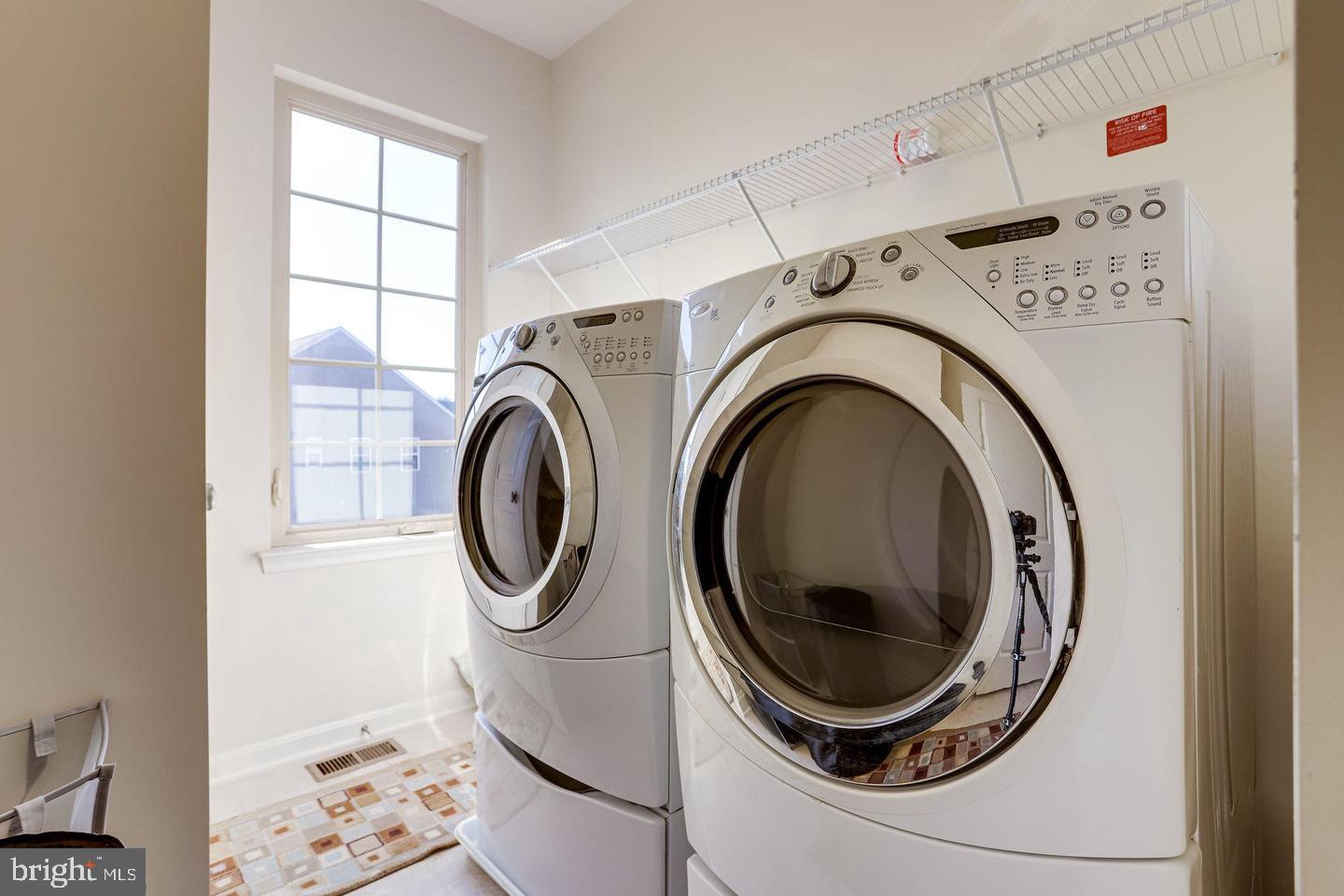 BRAMBLETON TOWN CENTER - Residential