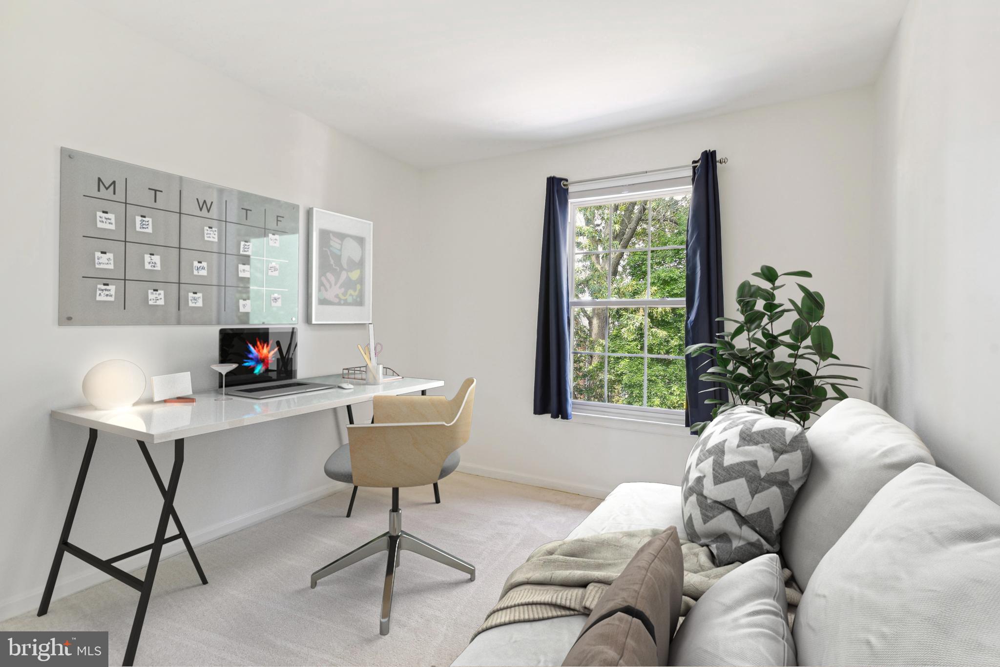 MIRROR RIDGE - Residential