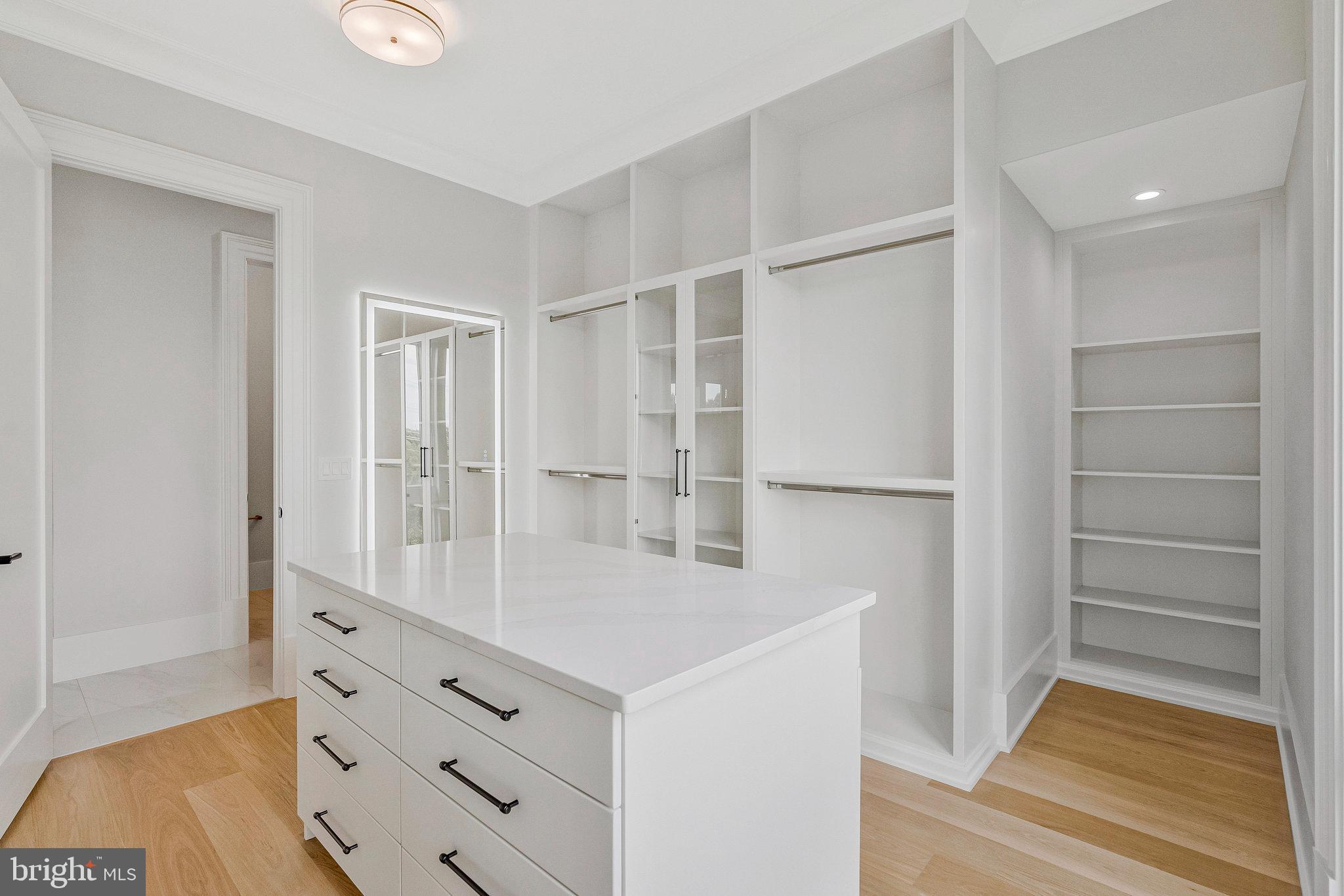 BROYHILL LANGLEY ESTATES - Residential