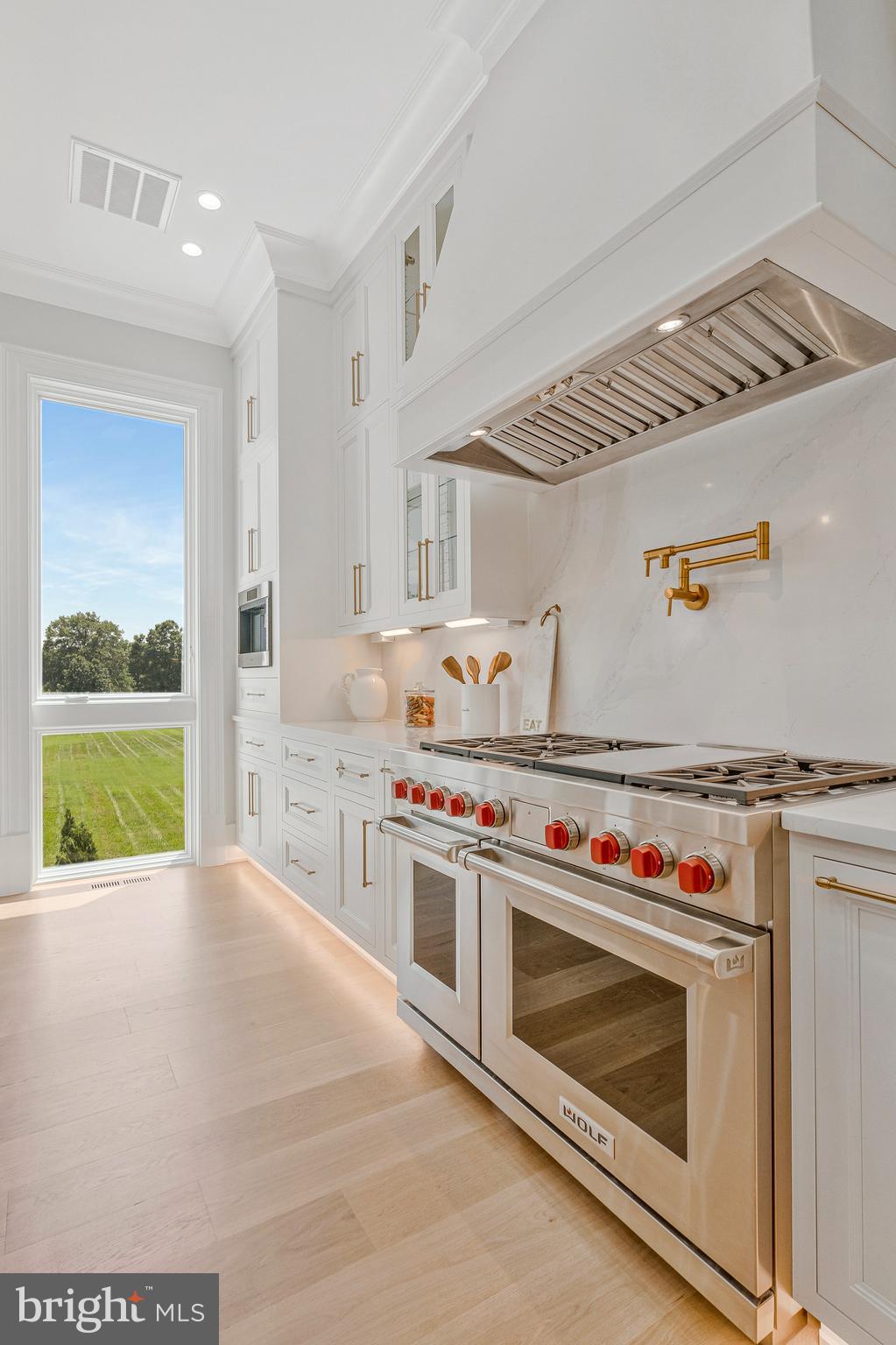 BROYHILL LANGLEY ESTATES - Residential